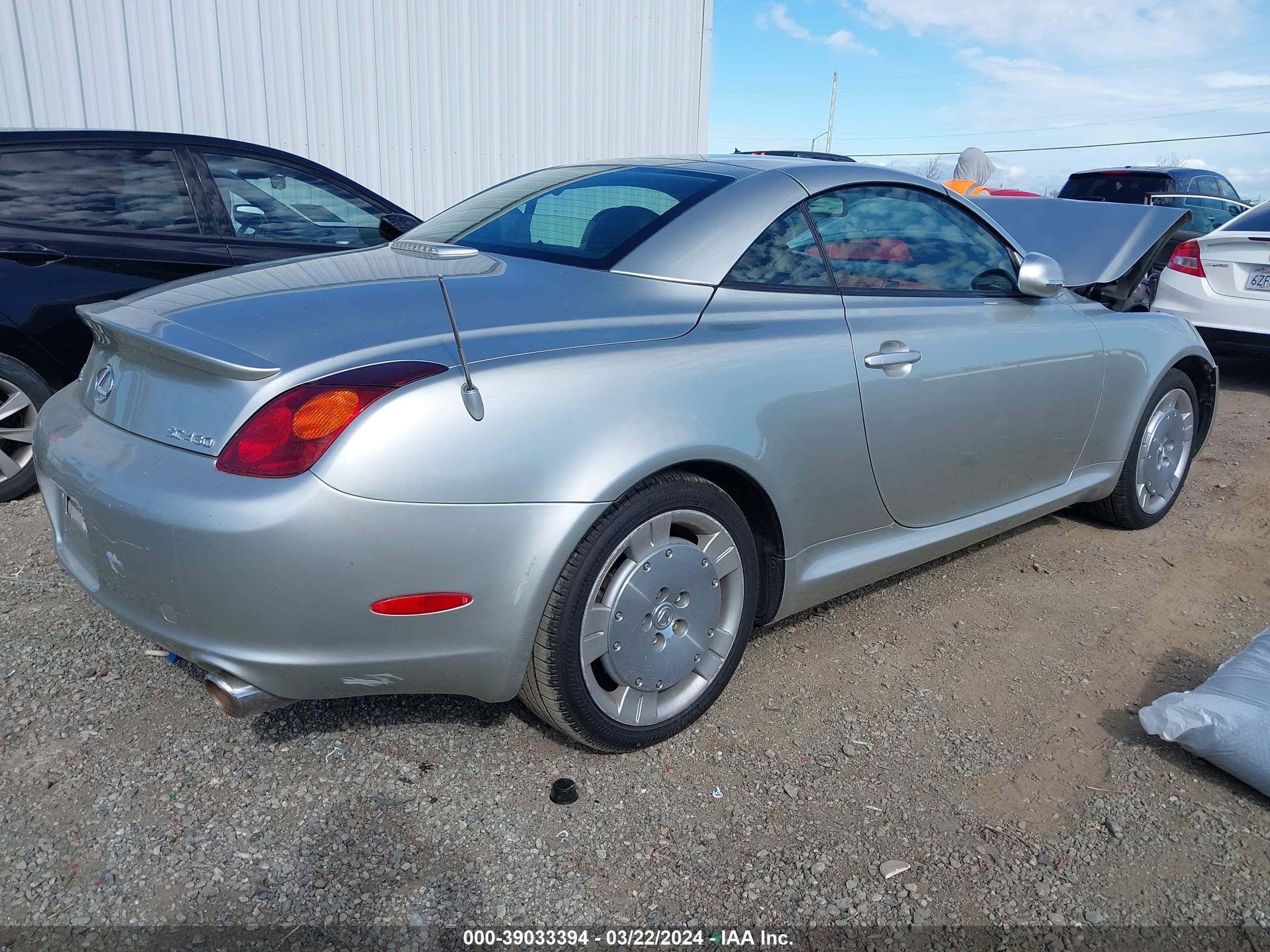 Photo 3 VIN: JTHFN48YX20020044 - LEXUS SC 