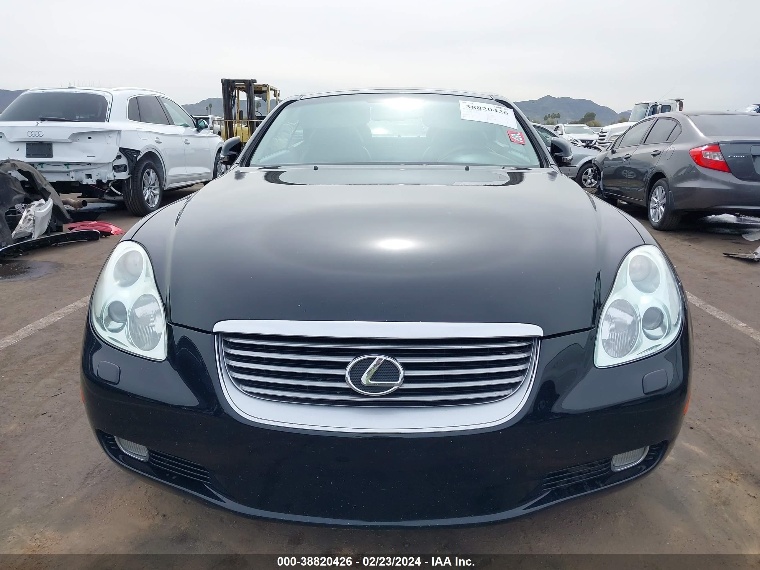 Photo 11 VIN: JTHFN48YX40054150 - LEXUS SC 