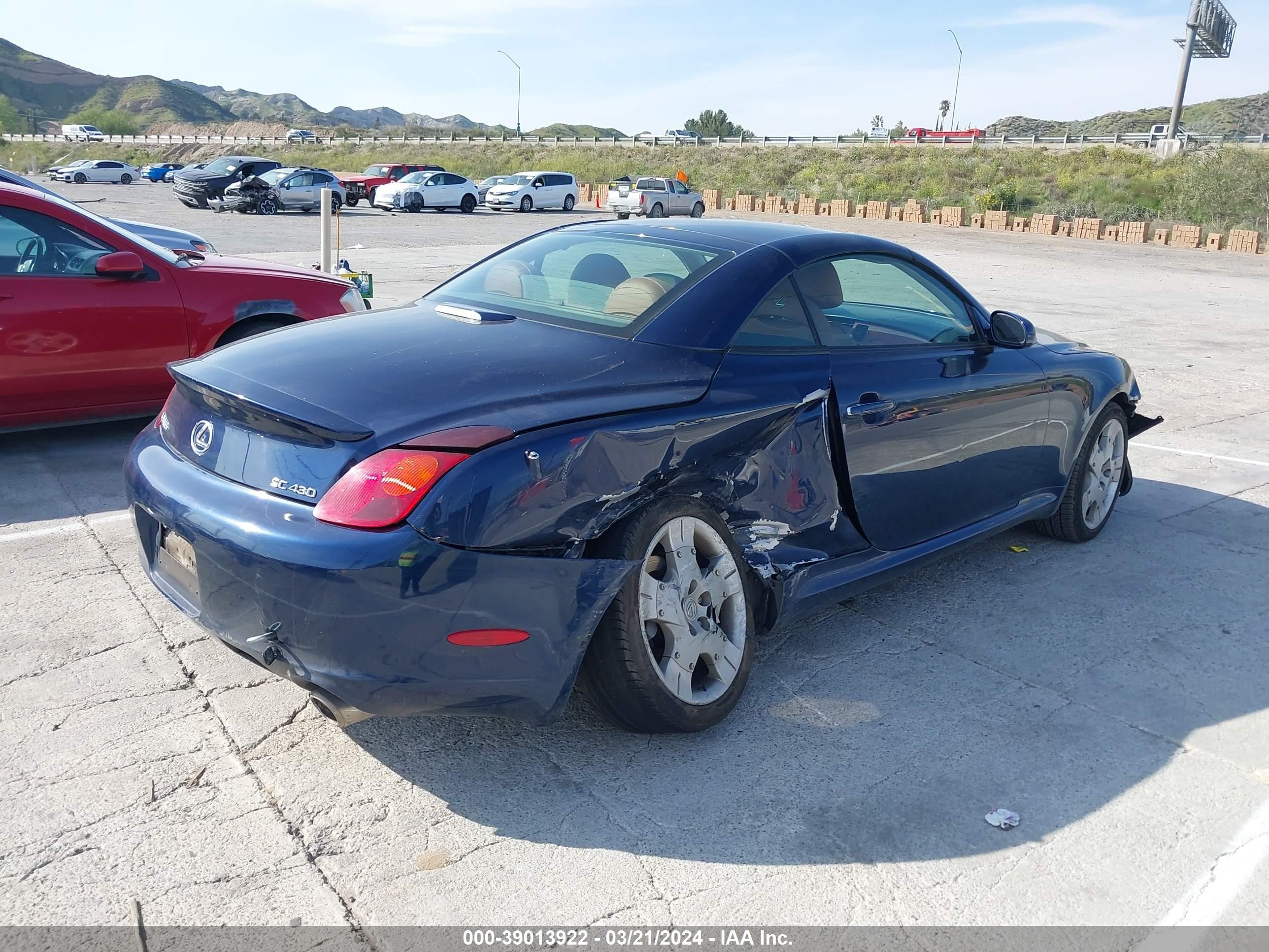 Photo 3 VIN: JTHFN48YX50070396 - LEXUS SC 