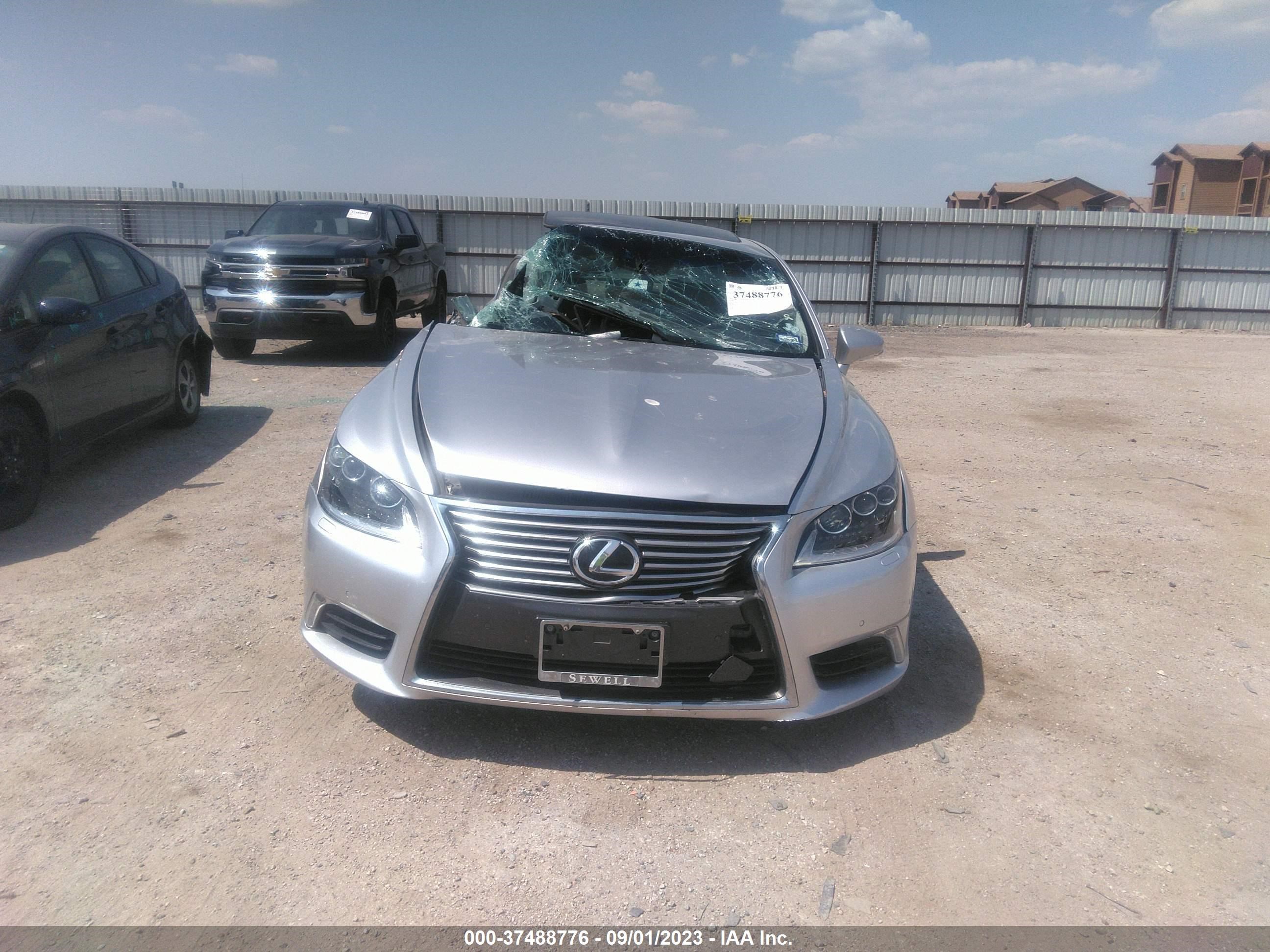 Photo 11 VIN: JTHGL1EF3E5052434 - LEXUS LS 