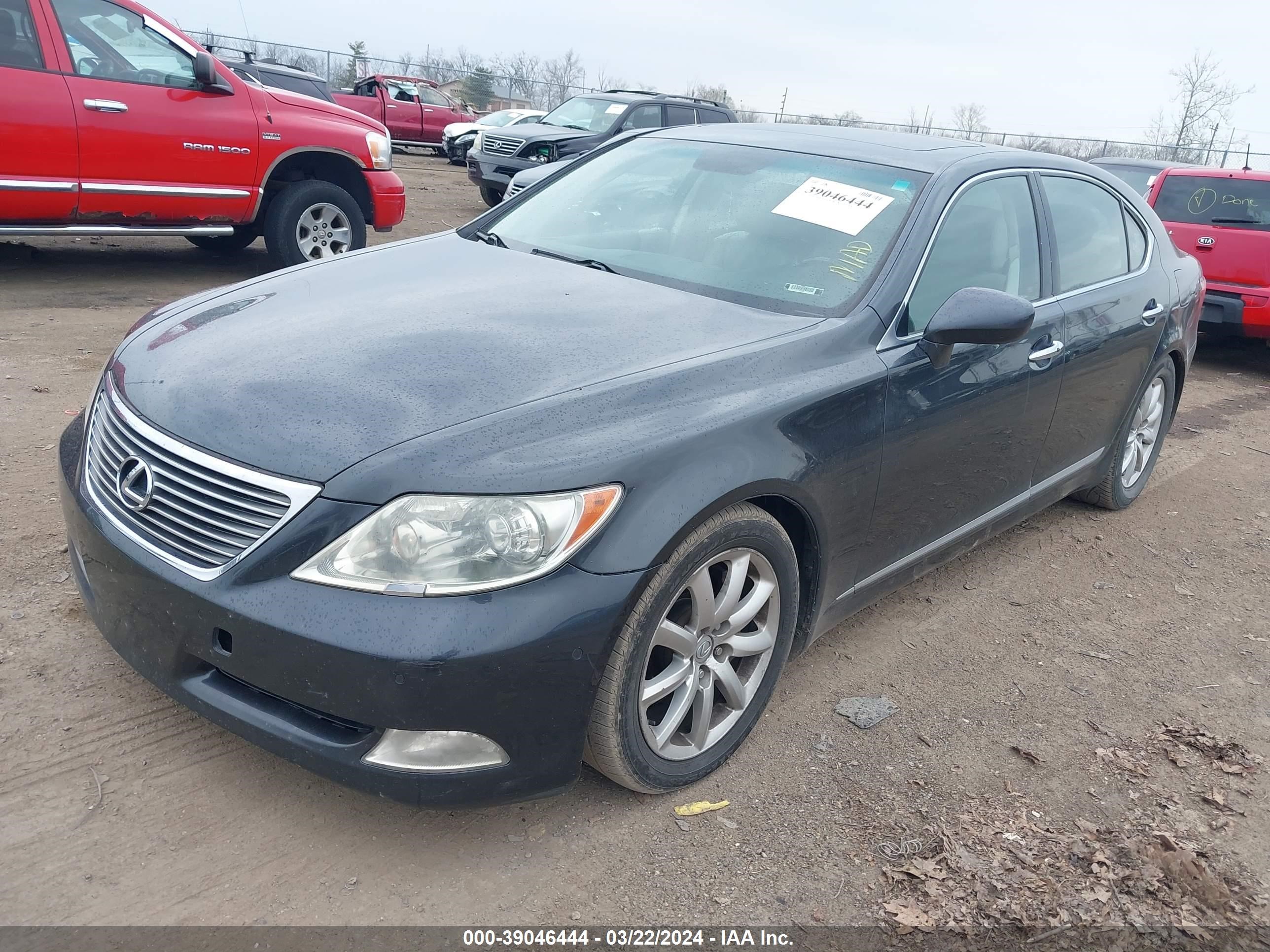 Photo 1 VIN: JTHGL46F075018292 - LEXUS LS 