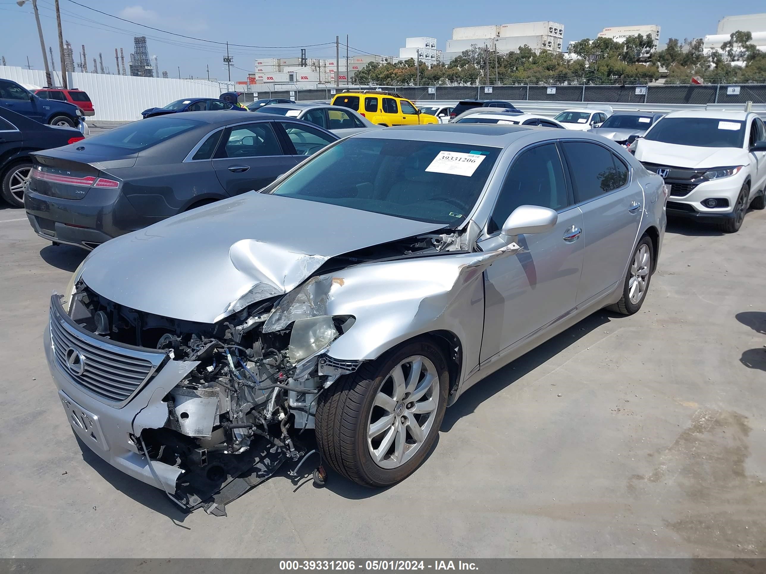 Photo 1 VIN: JTHGL46F195033418 - LEXUS LS 