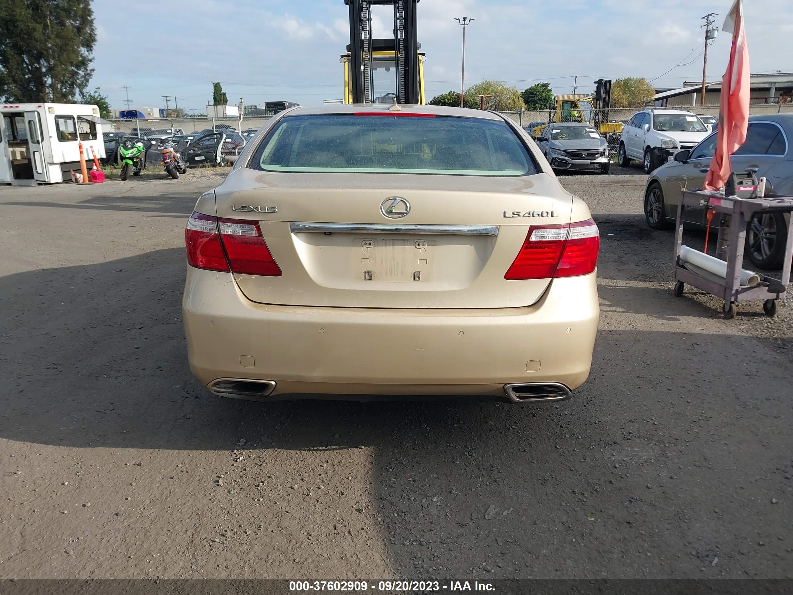 Photo 14 VIN: JTHGL46F675007636 - LEXUS LS 