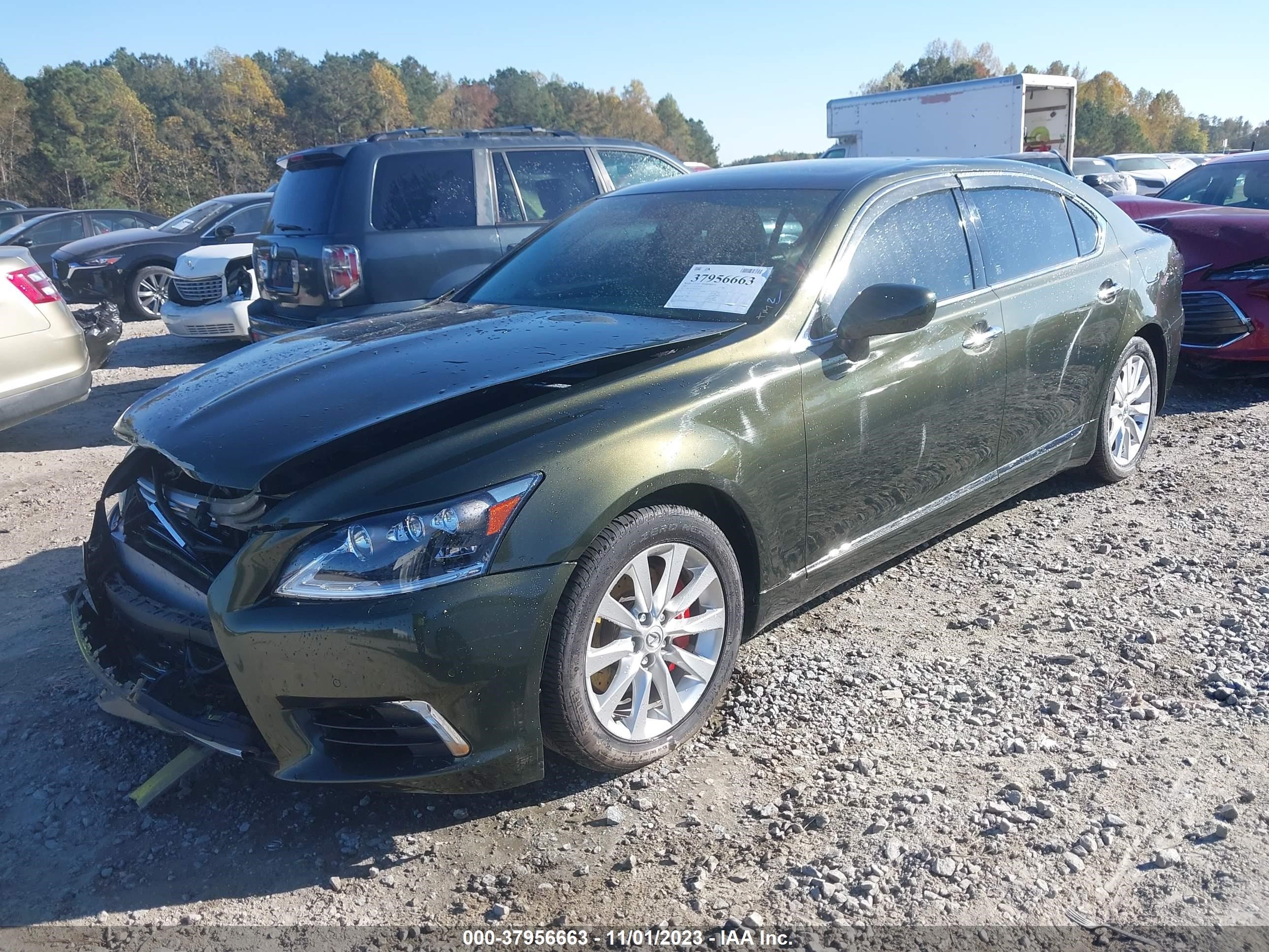 Photo 1 VIN: JTHGL46F675013498 - LEXUS LS 