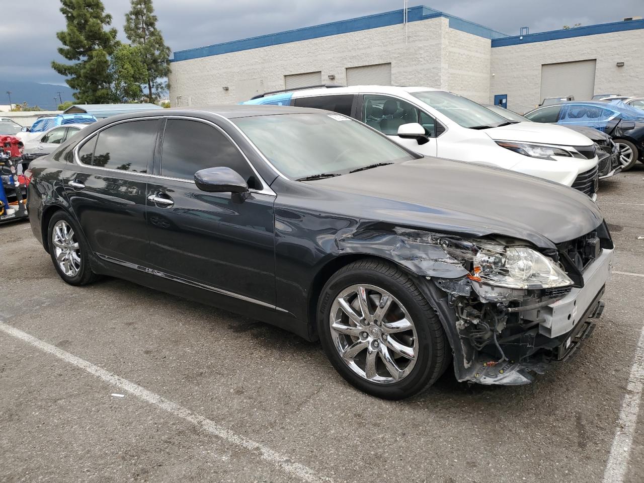 Photo 3 VIN: JTHGL46F675014974 - LEXUS LS 