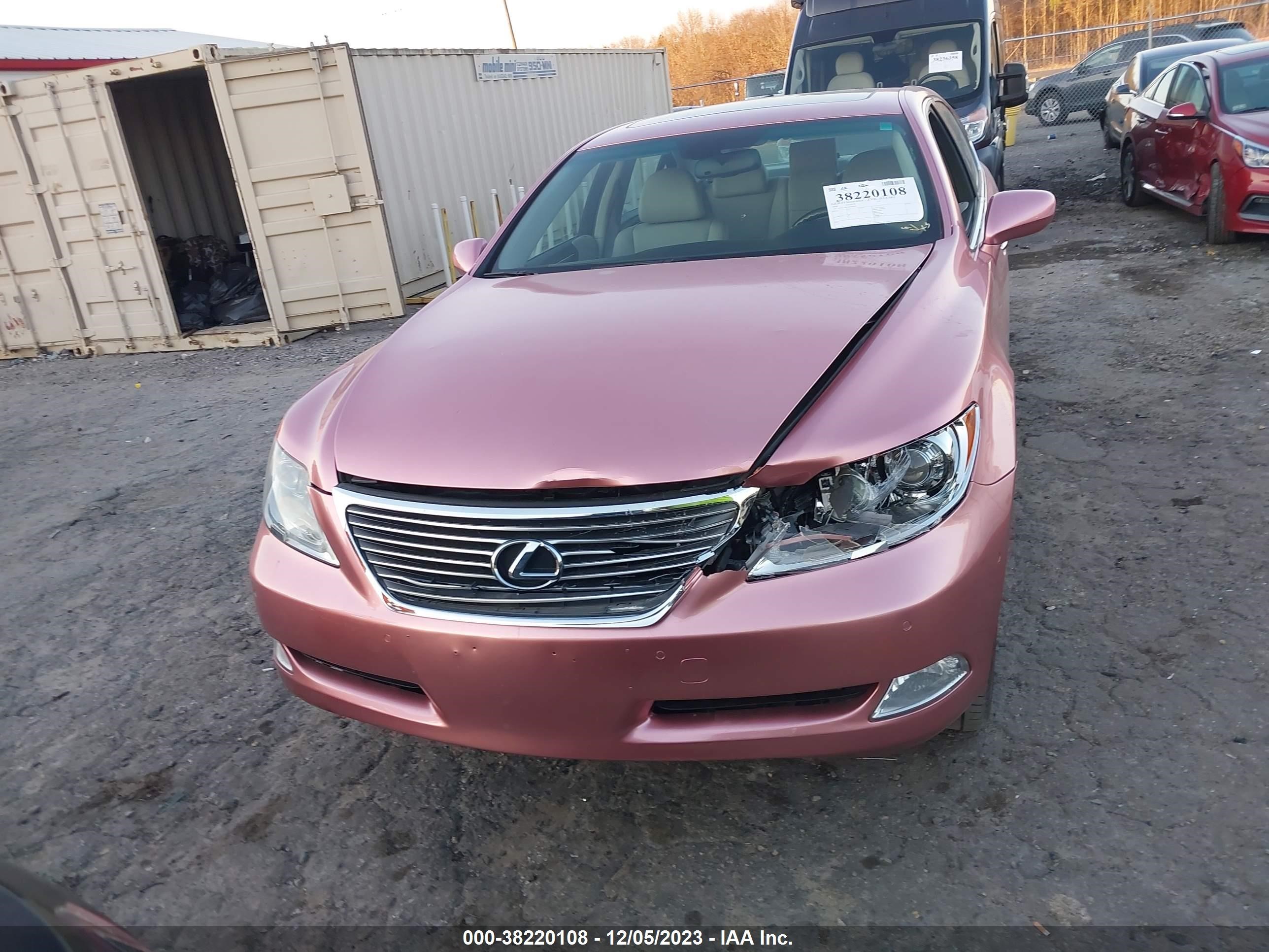 Photo 11 VIN: JTHGL46F785028920 - LEXUS LS 