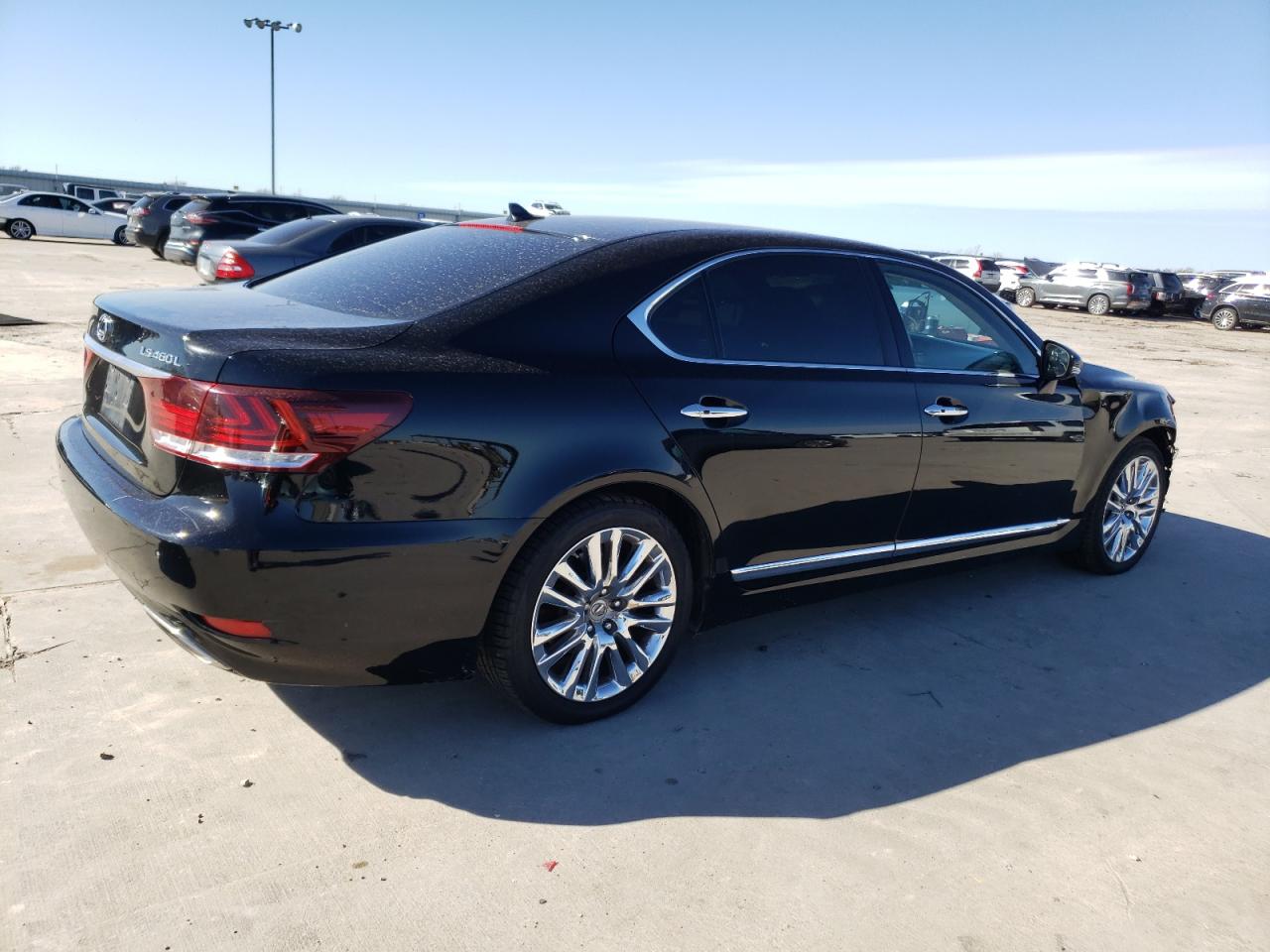 Photo 2 VIN: JTHGL5EF3D5049815 - LEXUS LS 