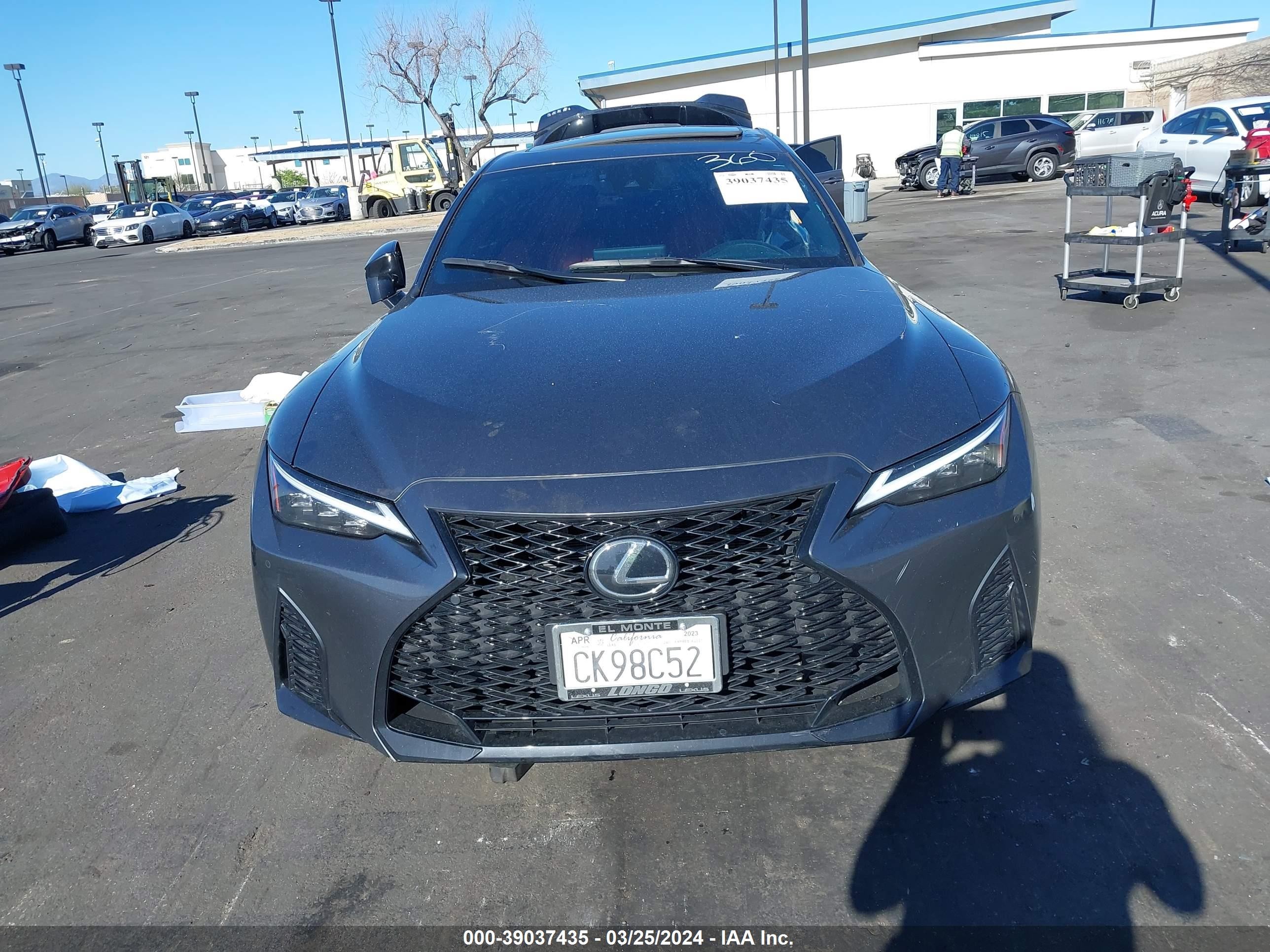 Photo 11 VIN: JTHGZ1B25P5062403 - LEXUS IS 