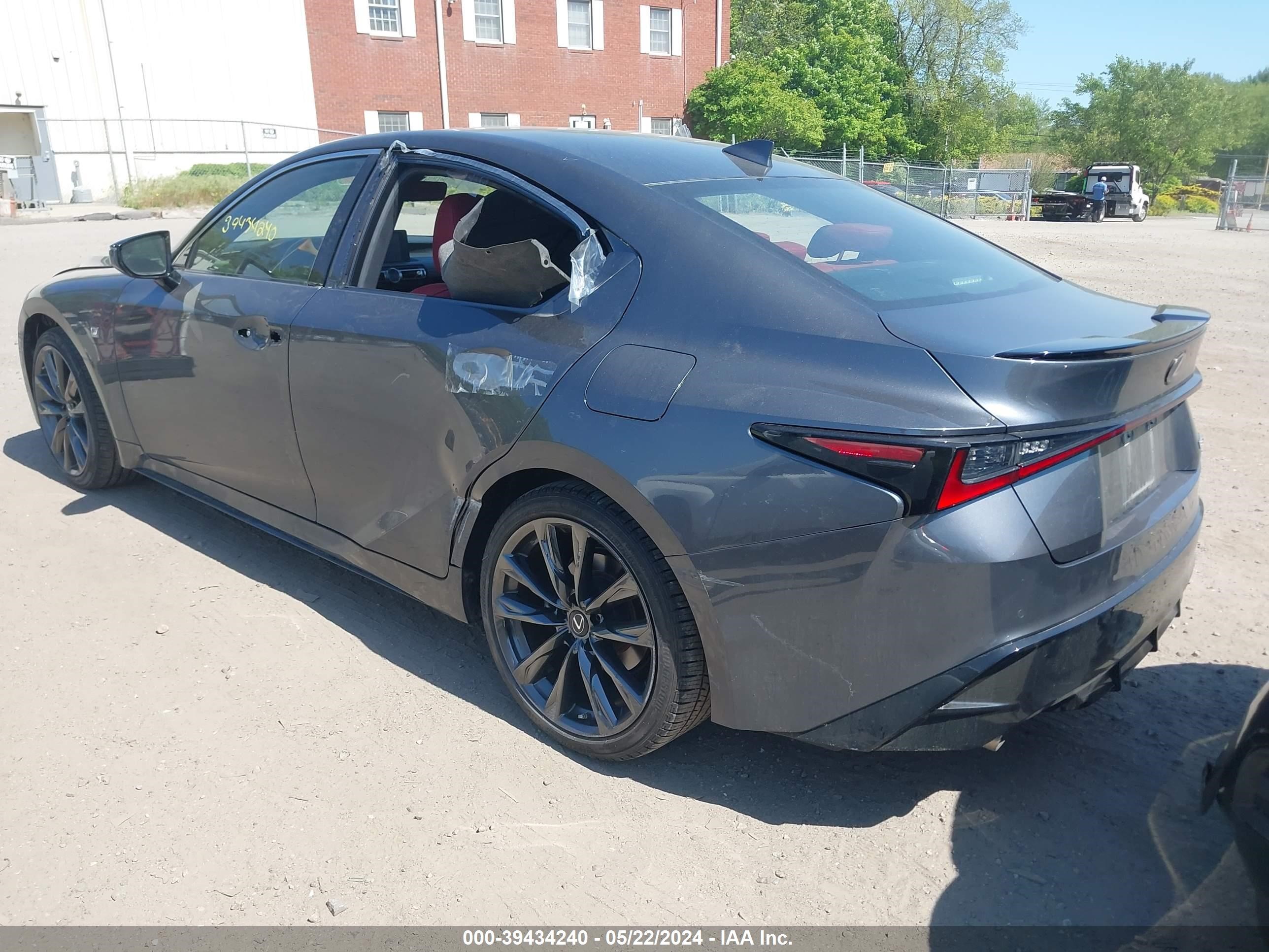 Photo 2 VIN: JTHGZ1E29N5025671 - LEXUS IS 