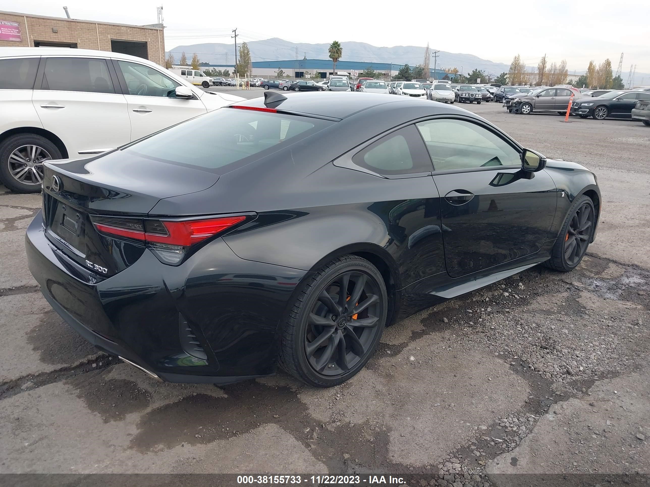 Photo 3 VIN: JTHHA5BC7K5010310 - LEXUS RC 