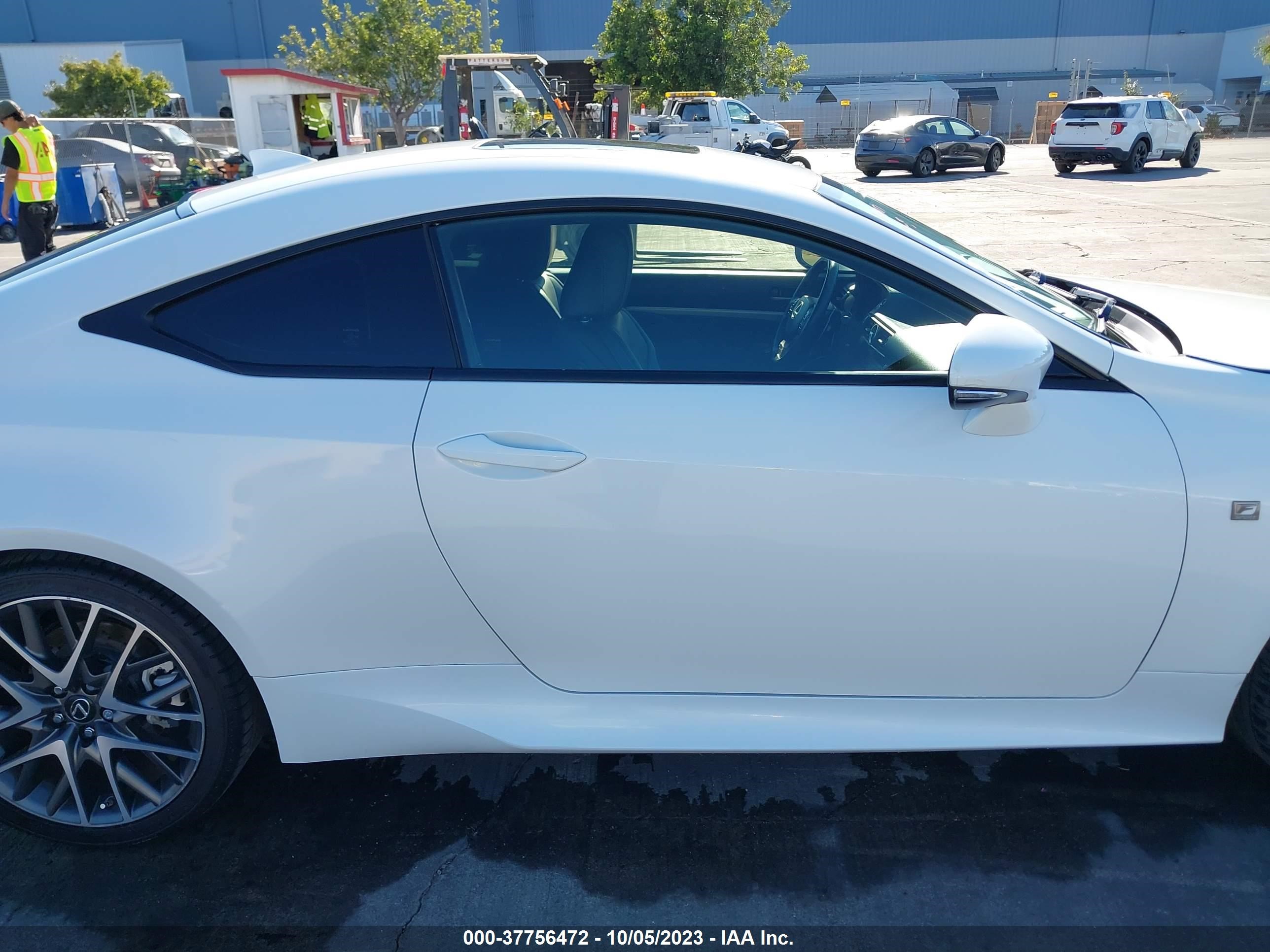 Photo 13 VIN: JTHHE5BC7F5006476 - LEXUS RC 