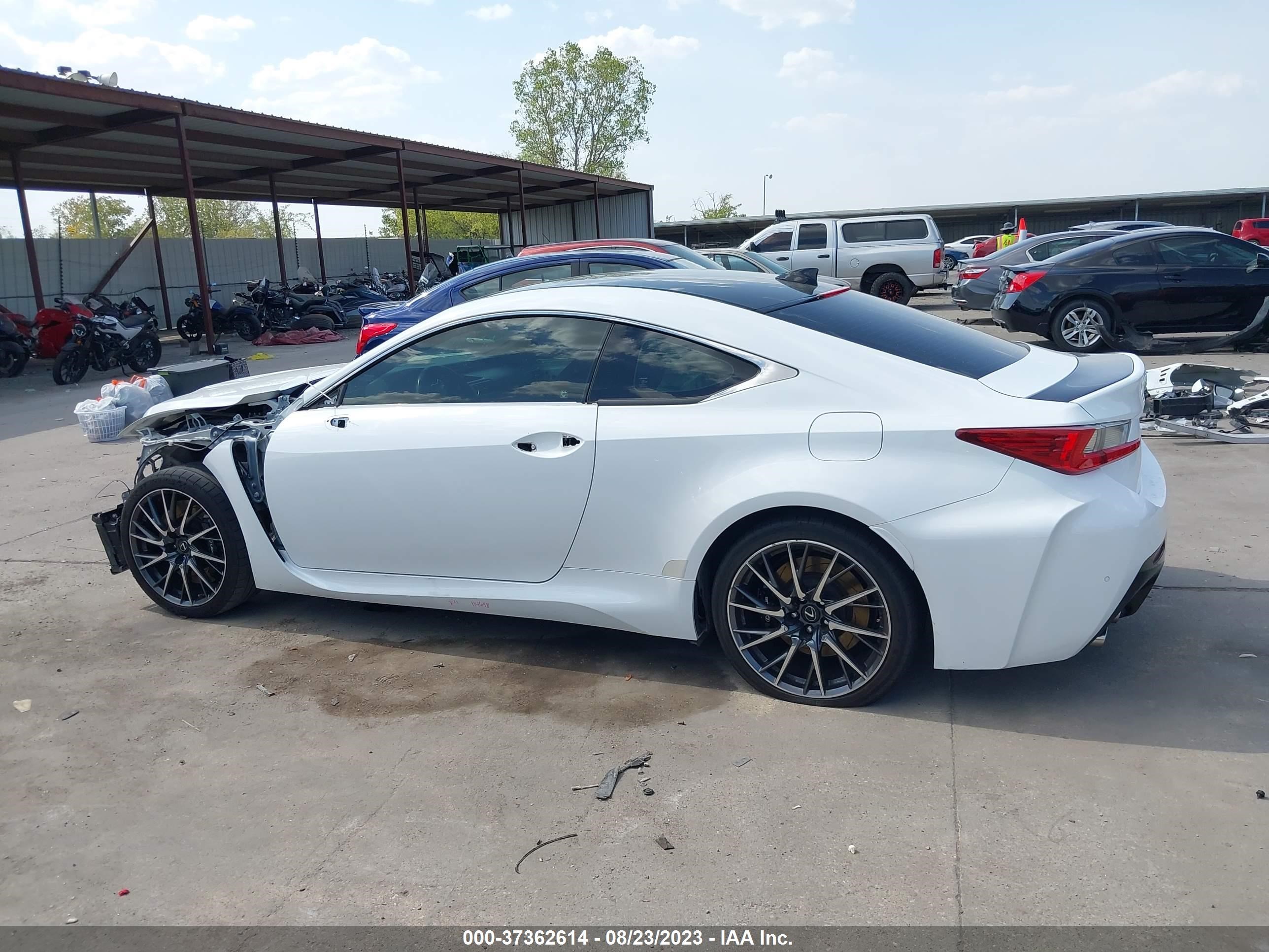 Photo 14 VIN: JTHHP5BC0F5003770 - LEXUS RC F 