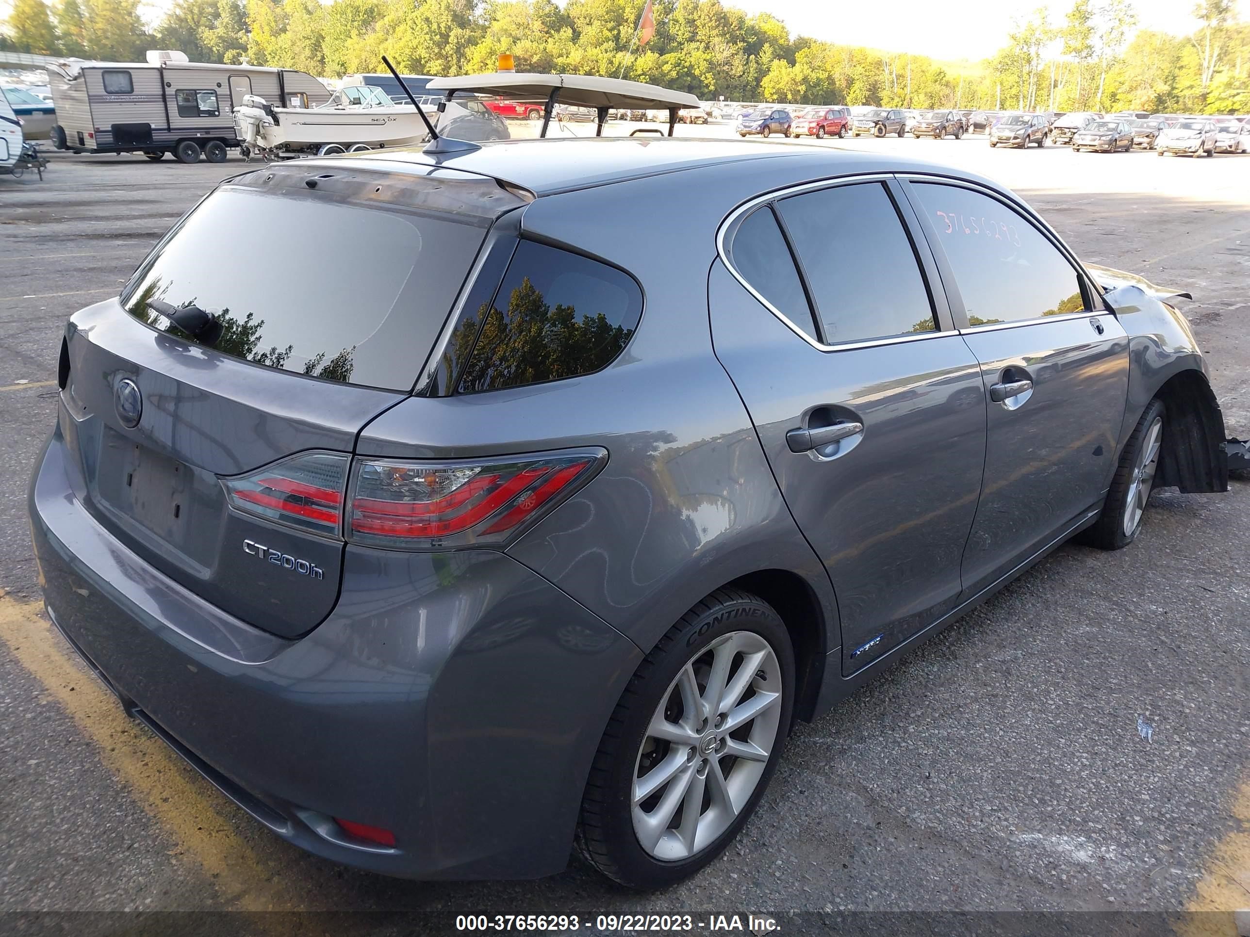 Photo 3 VIN: JTHKD5BH0C2086897 - LEXUS CT 