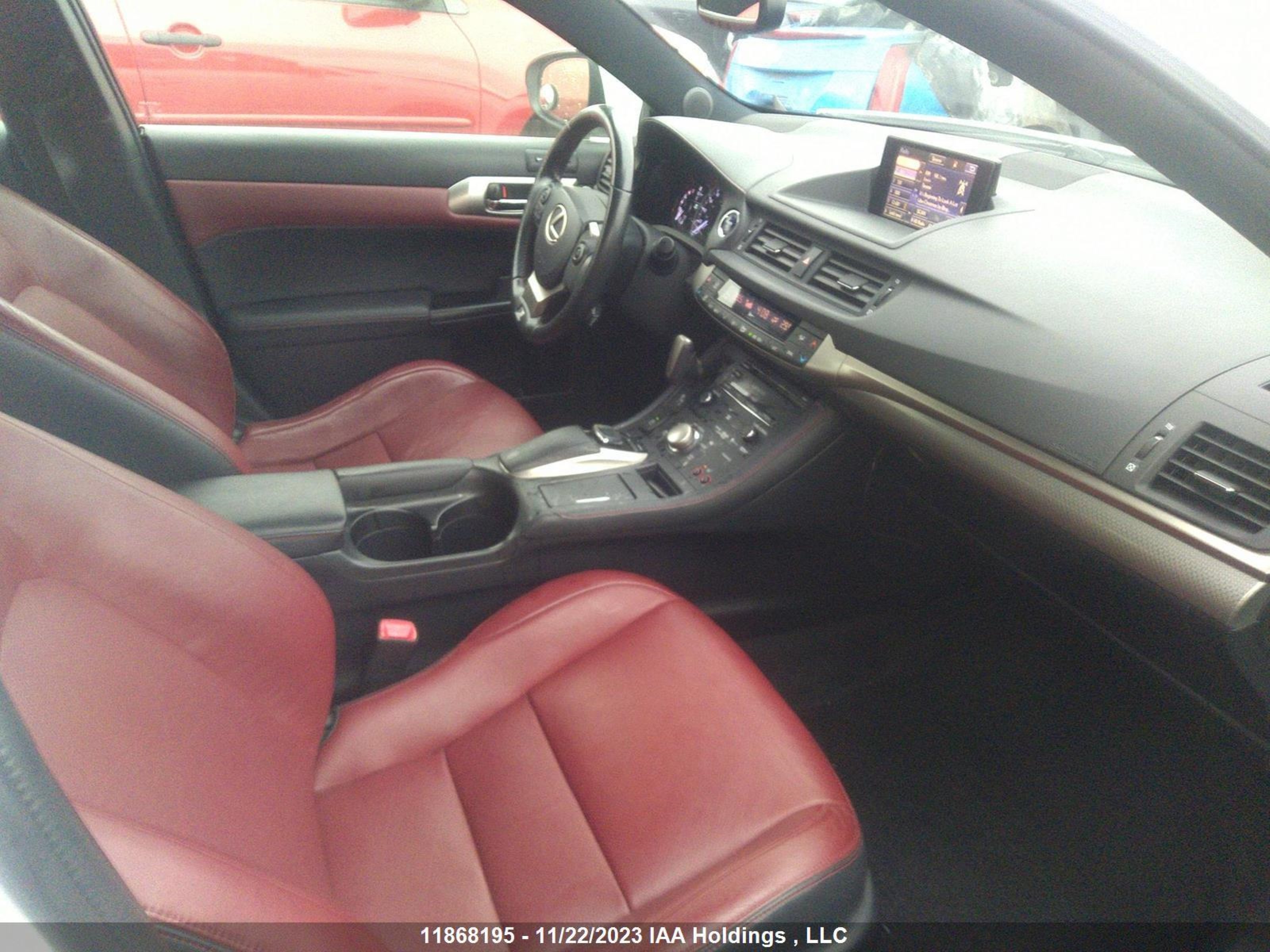 Photo 4 VIN: JTHKD5BH0F2218125 - LEXUS CT 