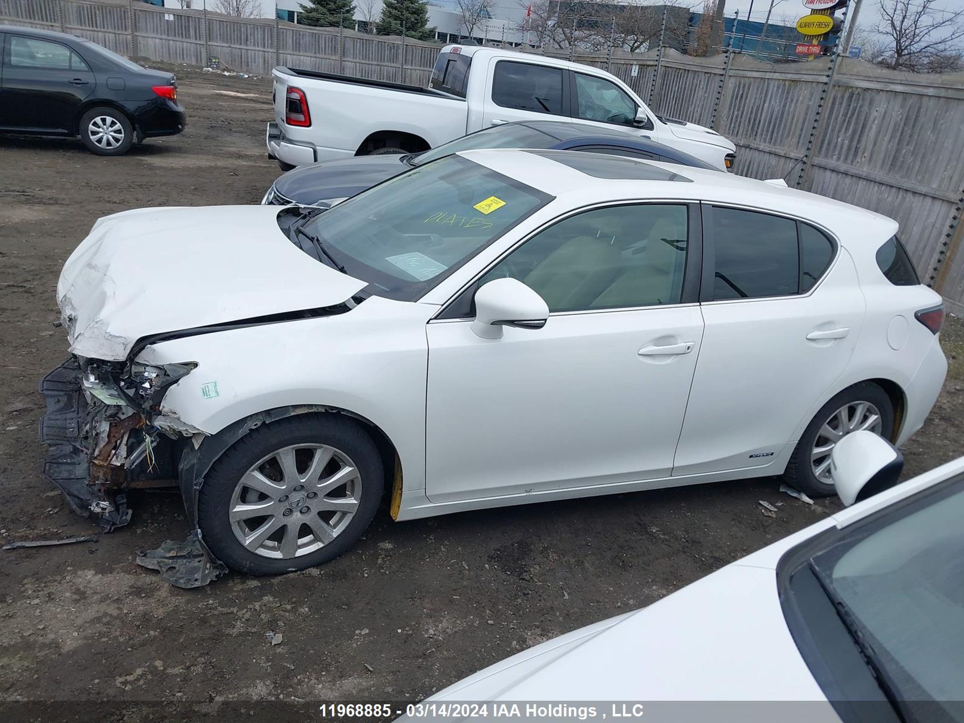 Photo 14 VIN: JTHKD5BH1C2085547 - LEXUS CT 