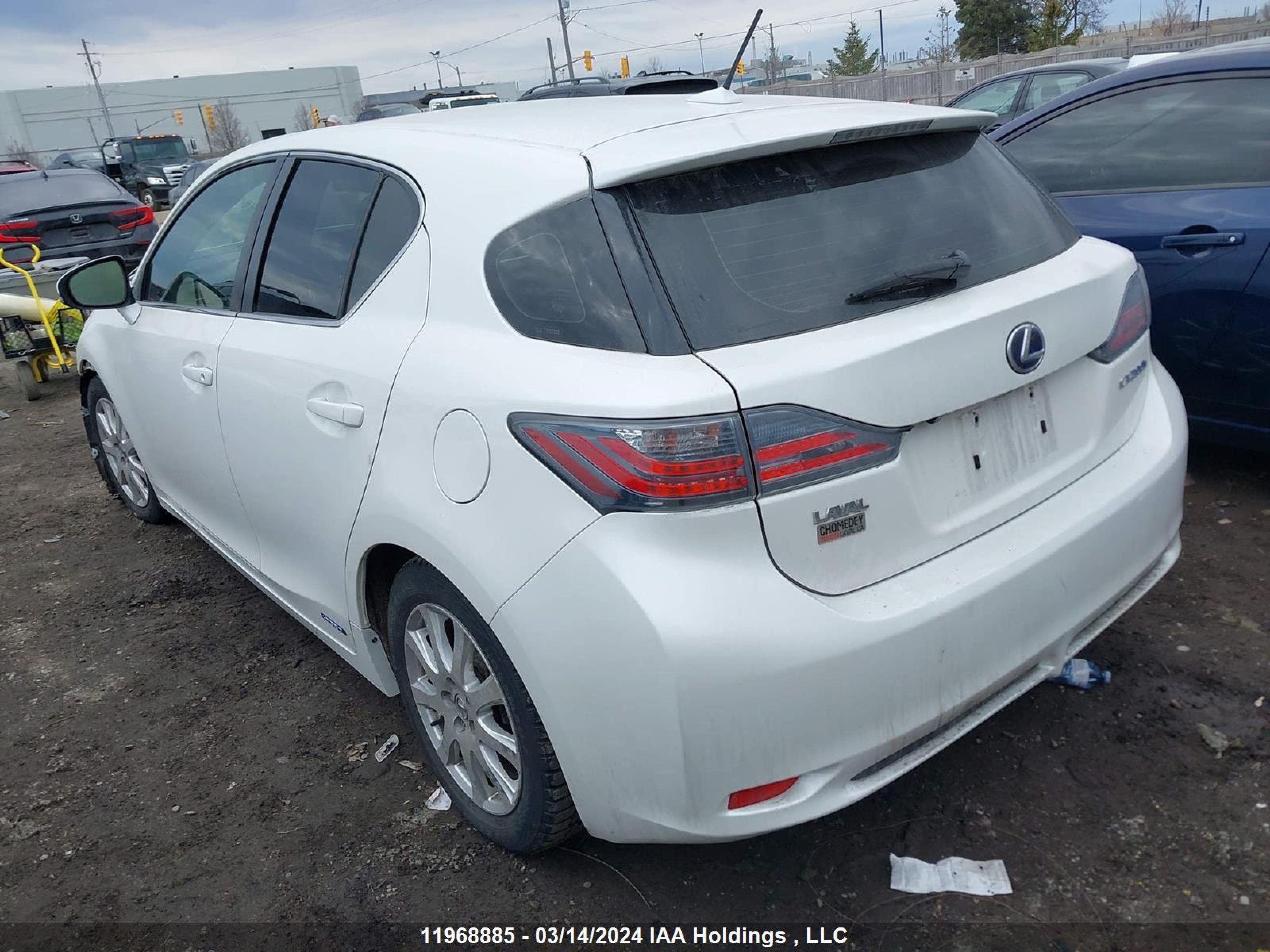 Photo 2 VIN: JTHKD5BH1C2085547 - LEXUS CT 