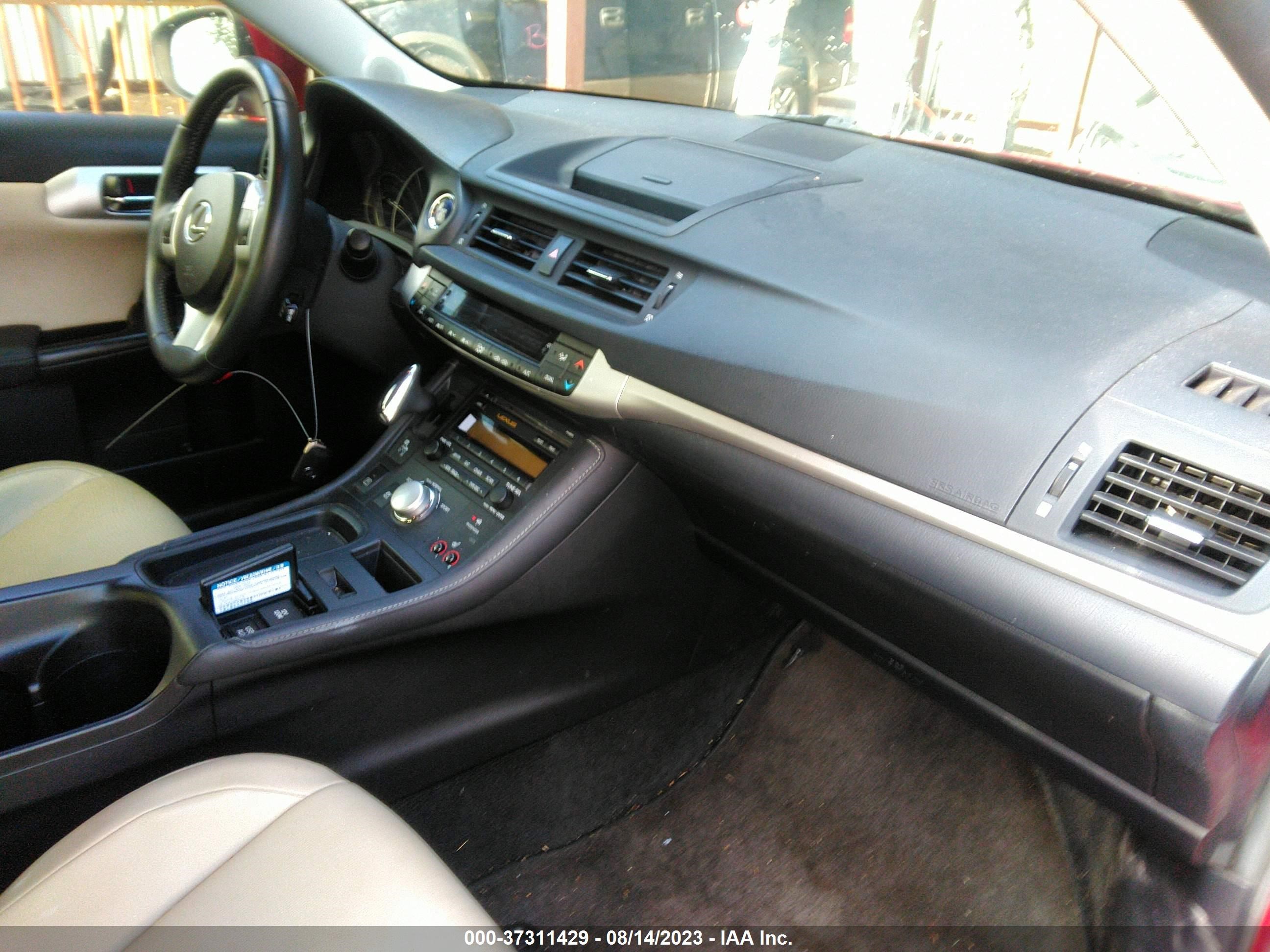 Photo 4 VIN: JTHKD5BH1C2116604 - LEXUS CT 