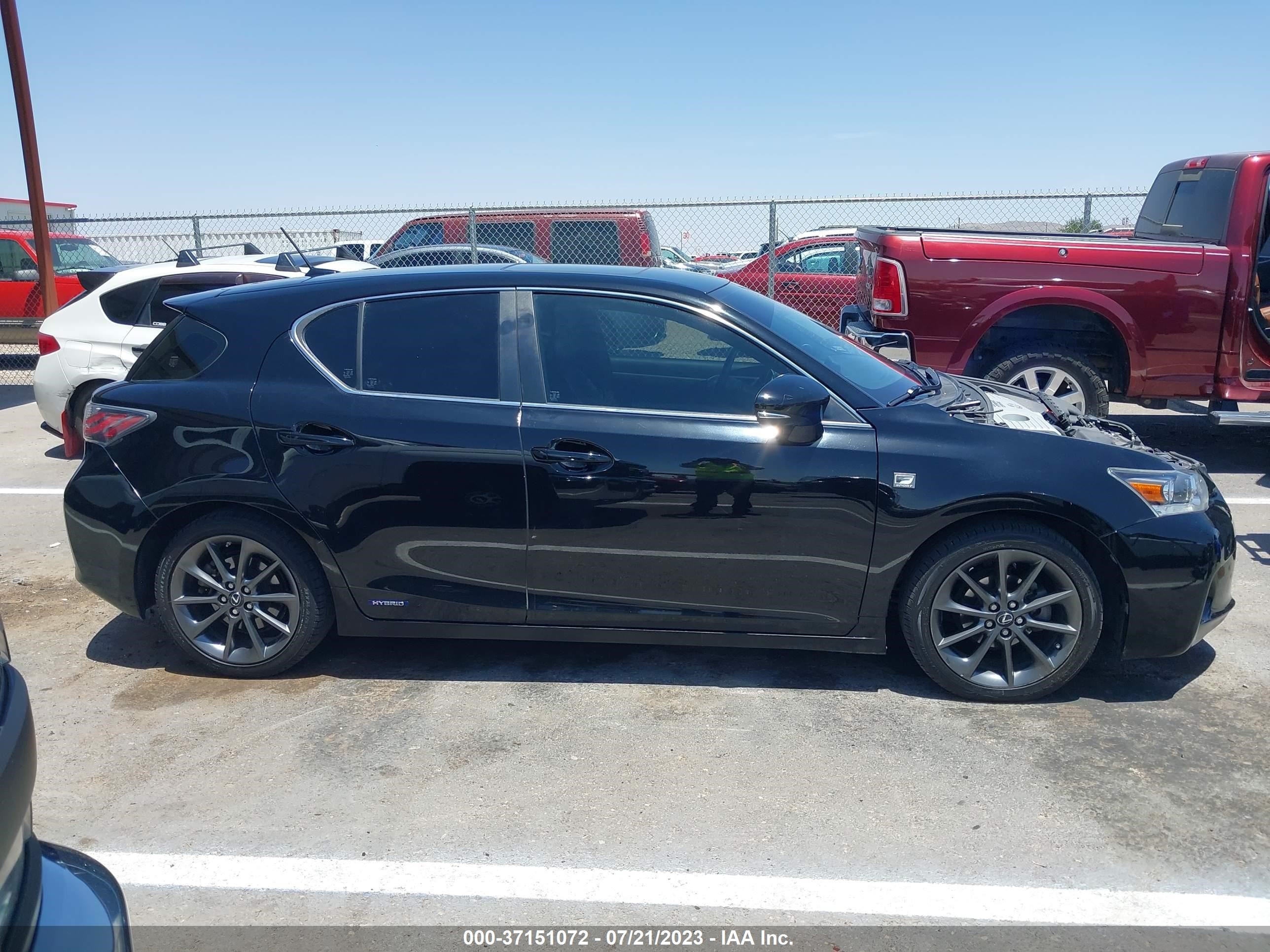 Photo 13 VIN: JTHKD5BH1D2166226 - LEXUS CT 