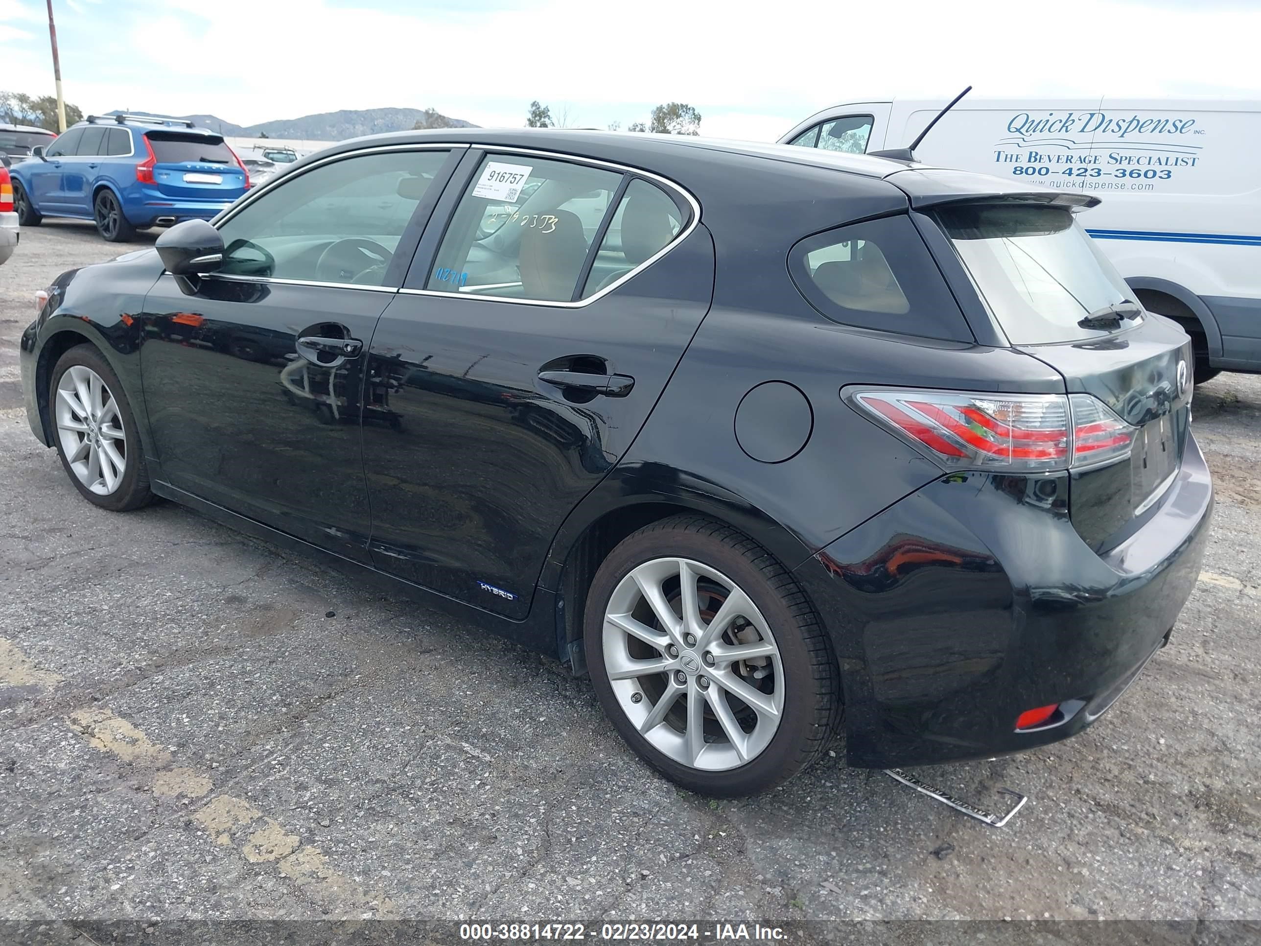 Photo 2 VIN: JTHKD5BH1D2172799 - LEXUS CT 