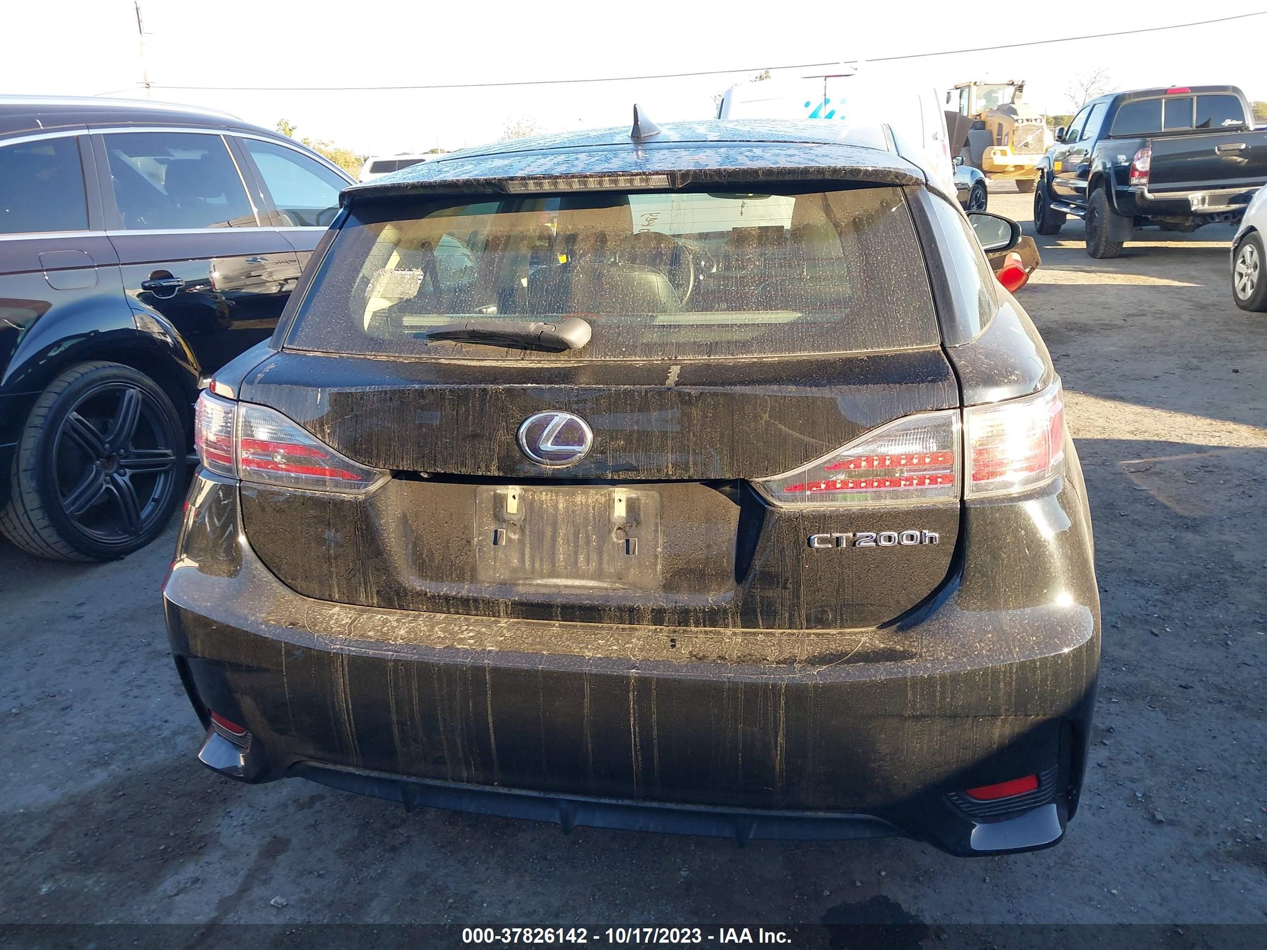 Photo 14 VIN: JTHKD5BH1F2217257 - LEXUS CT 