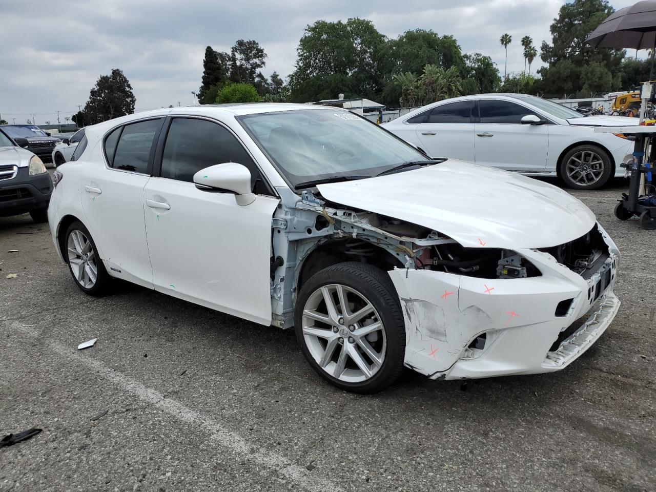 Photo 3 VIN: JTHKD5BH1H2284265 - LEXUS CT 