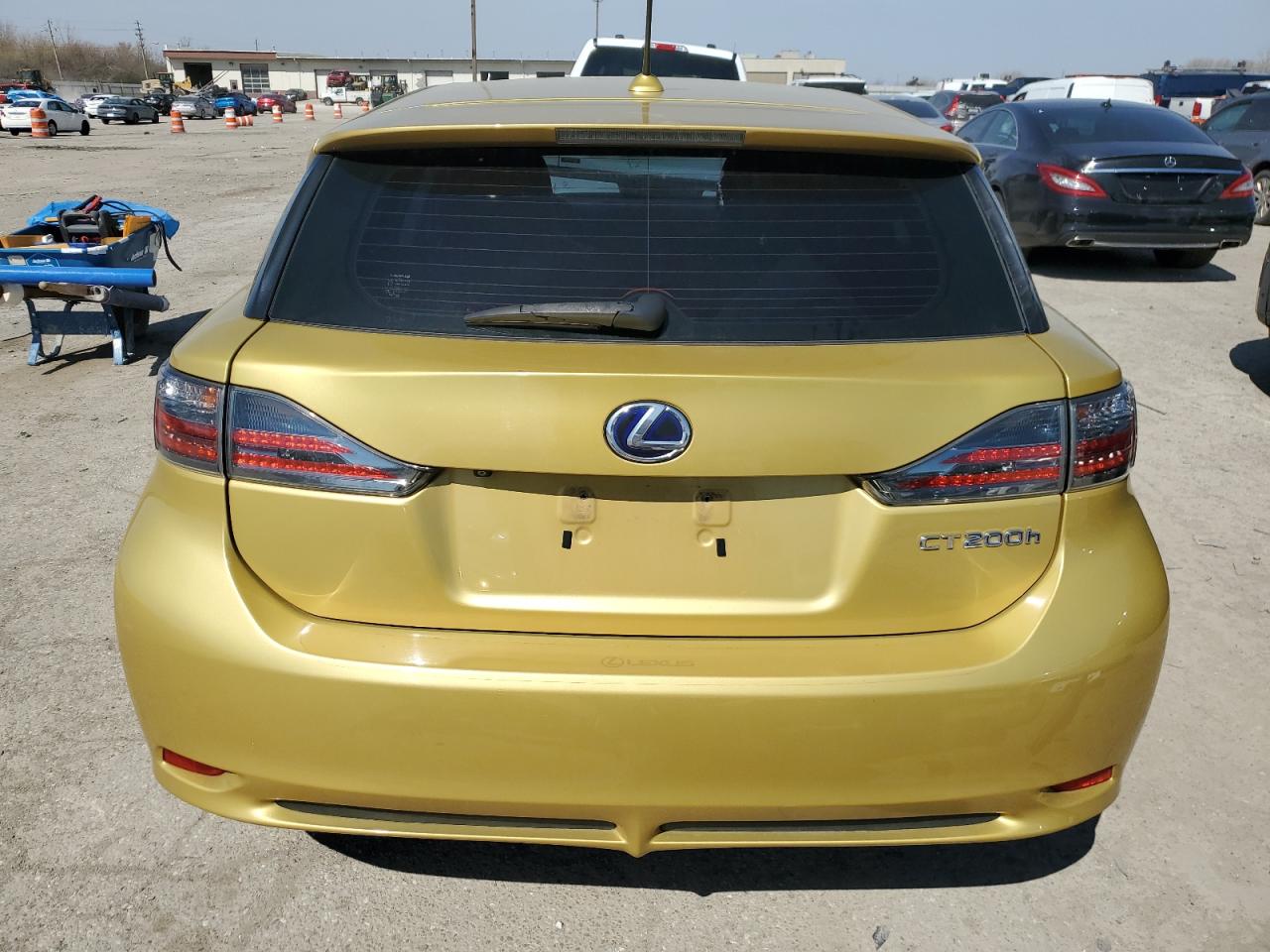 Photo 5 VIN: JTHKD5BH2B2042107 - LEXUS CT 