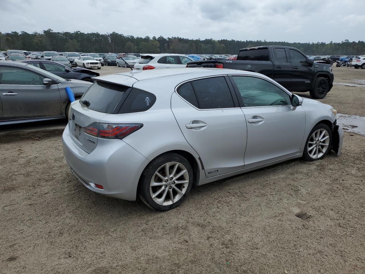 Photo 2 VIN: JTHKD5BH3B2021301 - LEXUS CT 