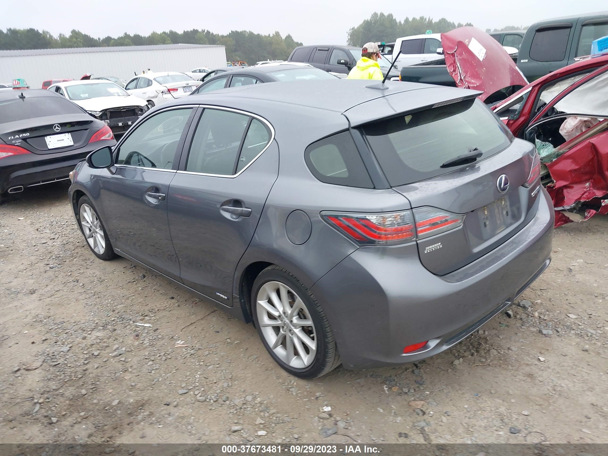 Photo 2 VIN: JTHKD5BH3D2167247 - LEXUS CT 