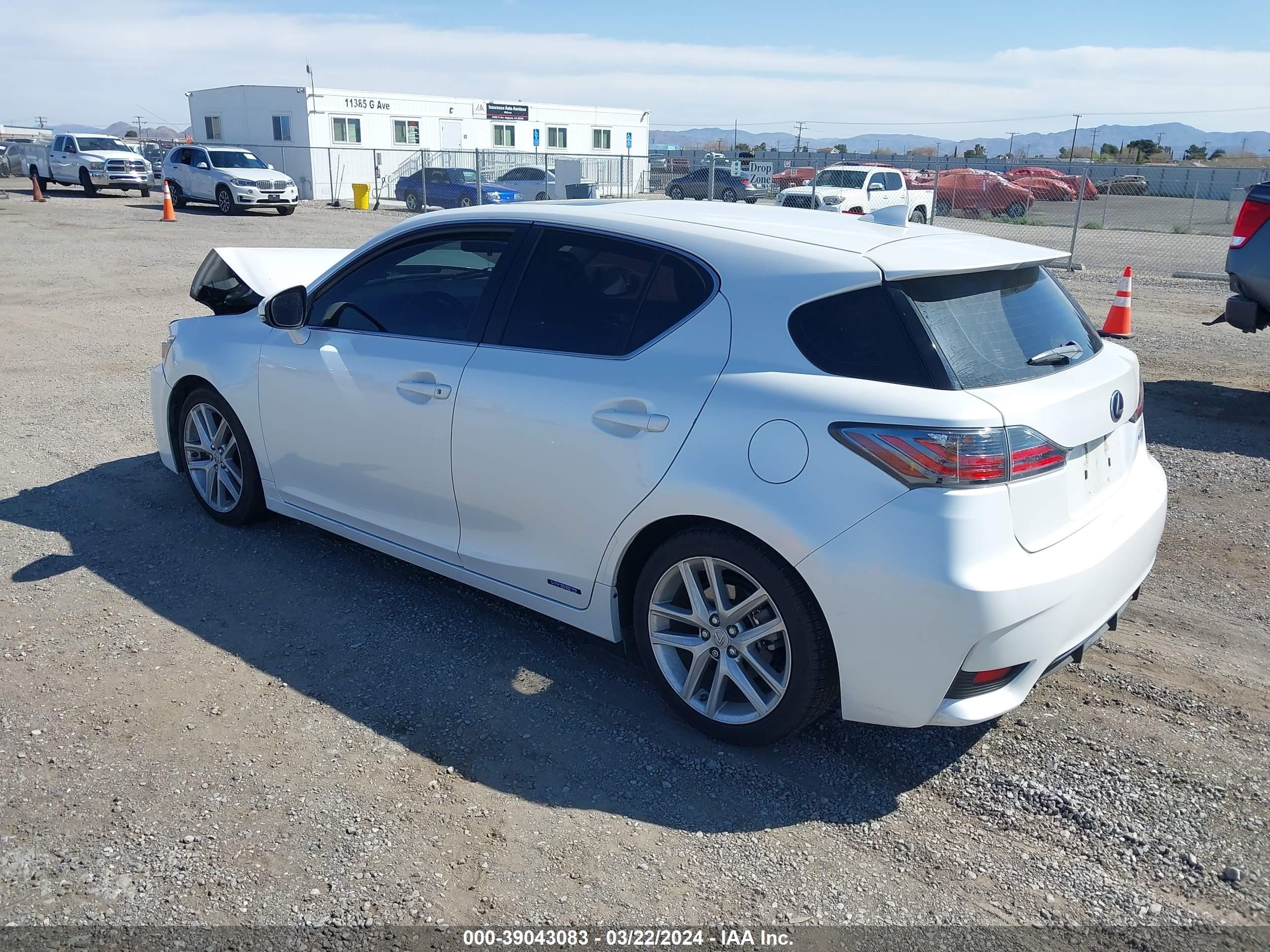 Photo 2 VIN: JTHKD5BH3F2210312 - LEXUS CT 