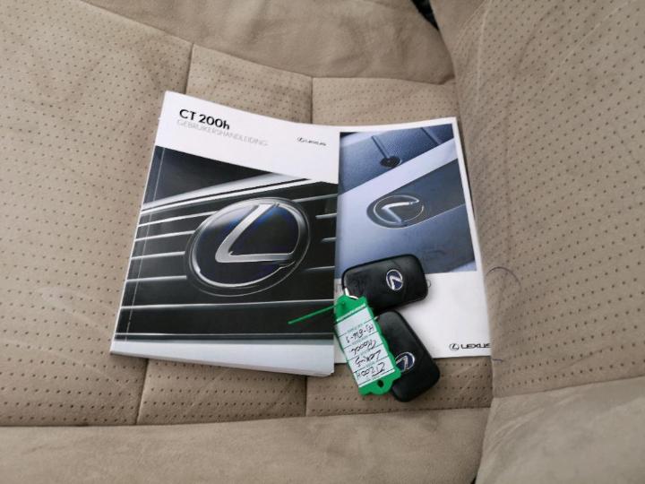 Photo 4 VIN: JTHKD5BH402253628 - LEXUS CT 