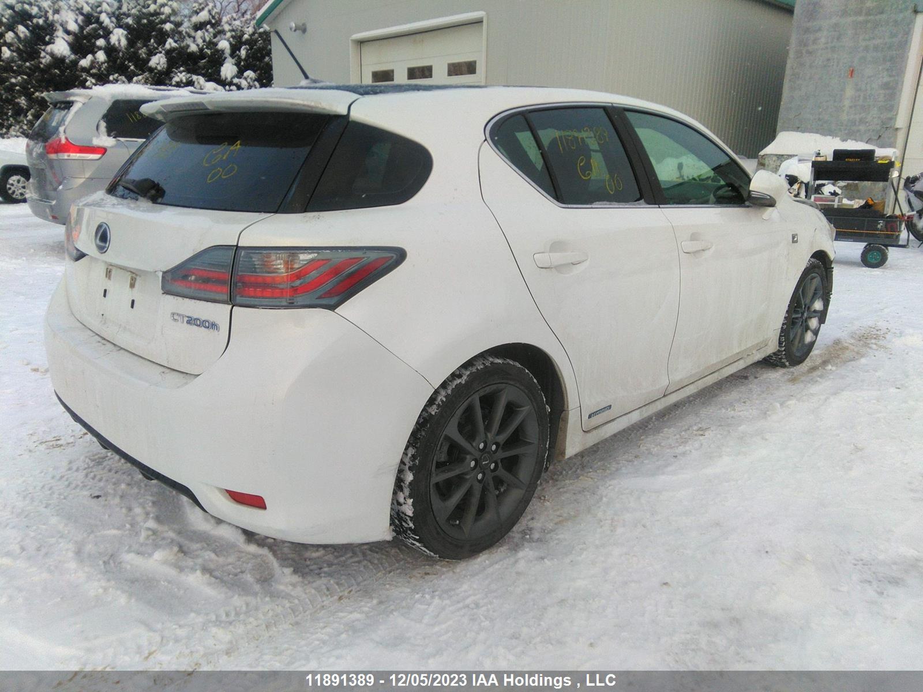 Photo 3 VIN: JTHKD5BH4C2067351 - LEXUS CT 