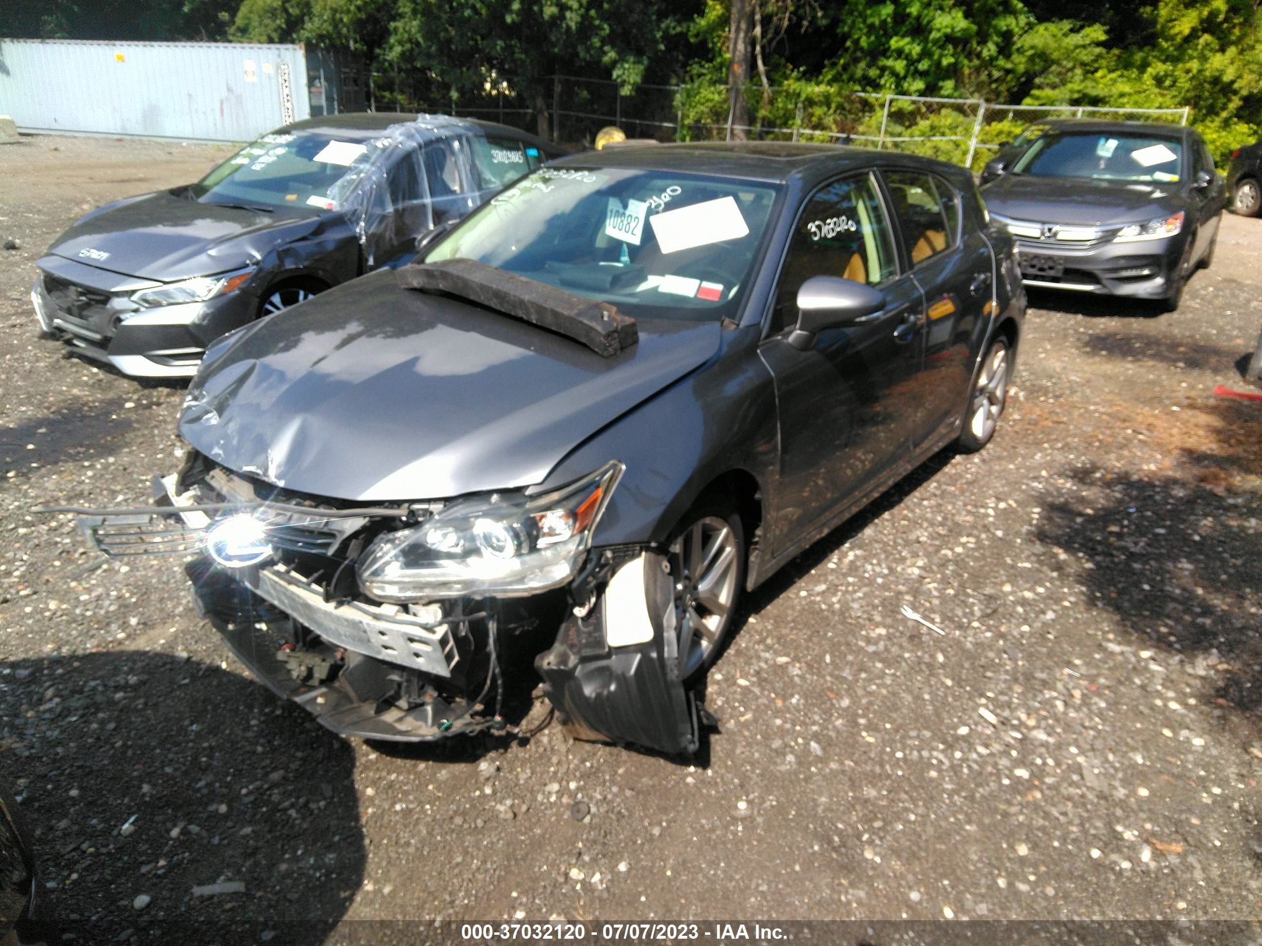 Photo 1 VIN: JTHKD5BH4E2202637 - LEXUS CT 