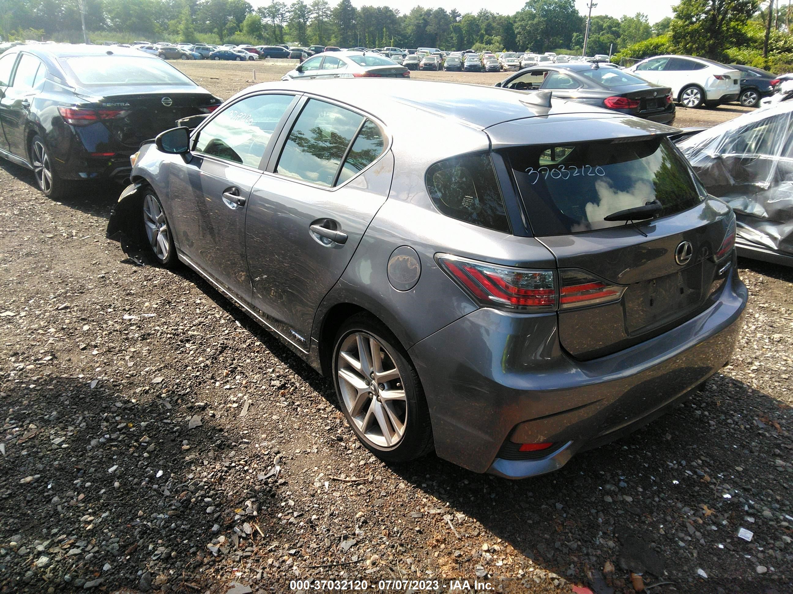 Photo 2 VIN: JTHKD5BH4E2202637 - LEXUS CT 