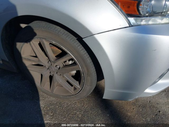 Photo 5 VIN: JTHKD5BH4E2204050 - LEXUS CT 200H 