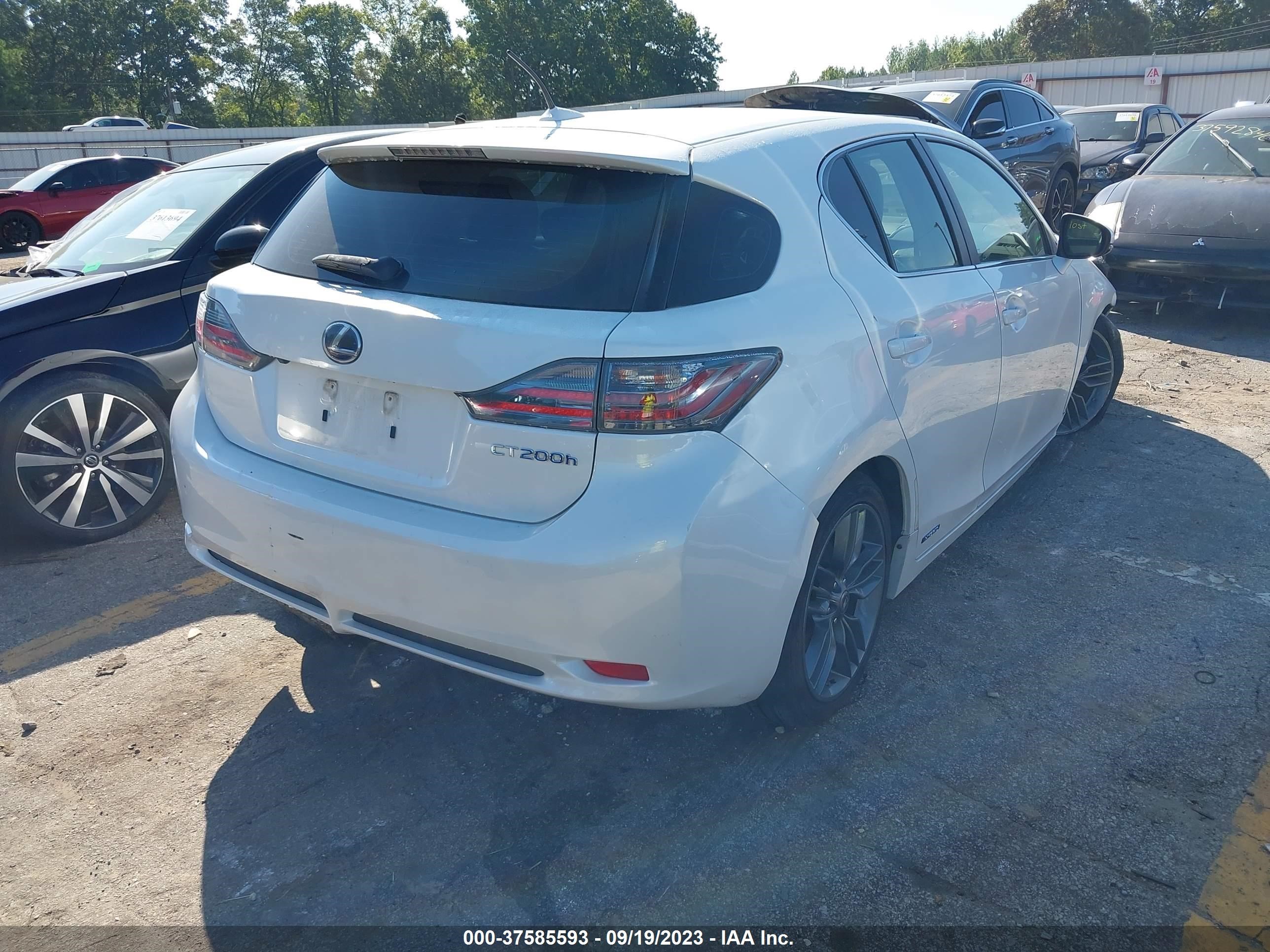 Photo 3 VIN: JTHKD5BH5B2021767 - LEXUS CT 