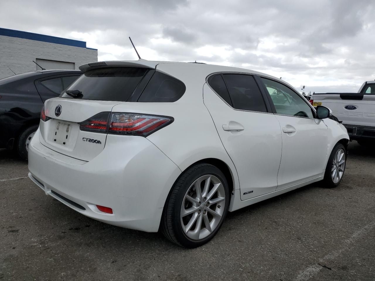 Photo 2 VIN: JTHKD5BH5C2091058 - LEXUS CT 