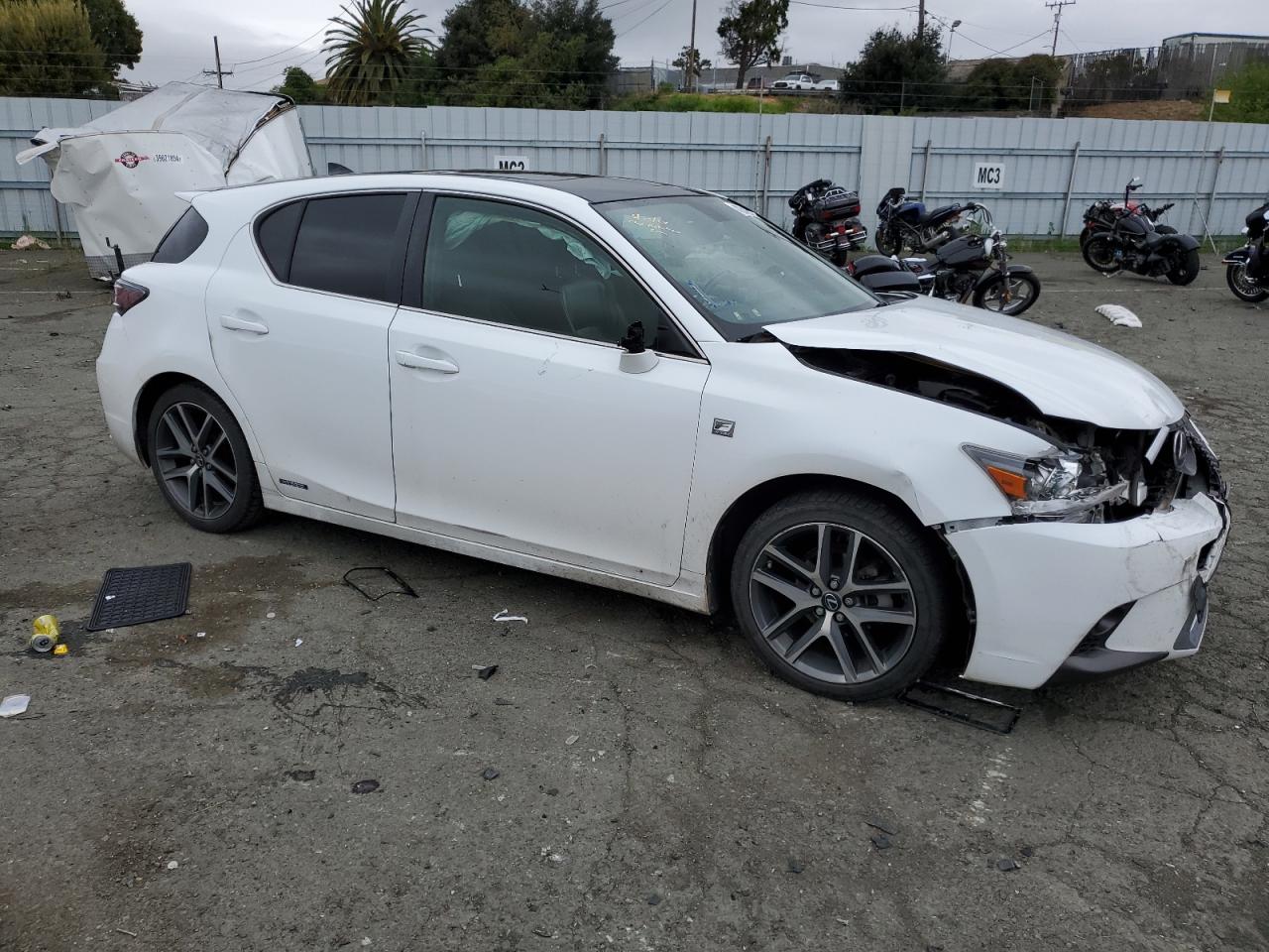 Photo 3 VIN: JTHKD5BH5H2295141 - LEXUS CT 