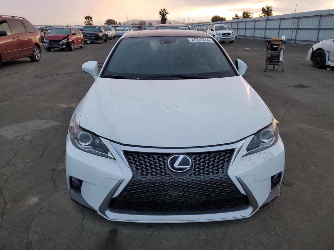 Photo 4 VIN: JTHKD5BH6F2232191 - LEXUS CT 