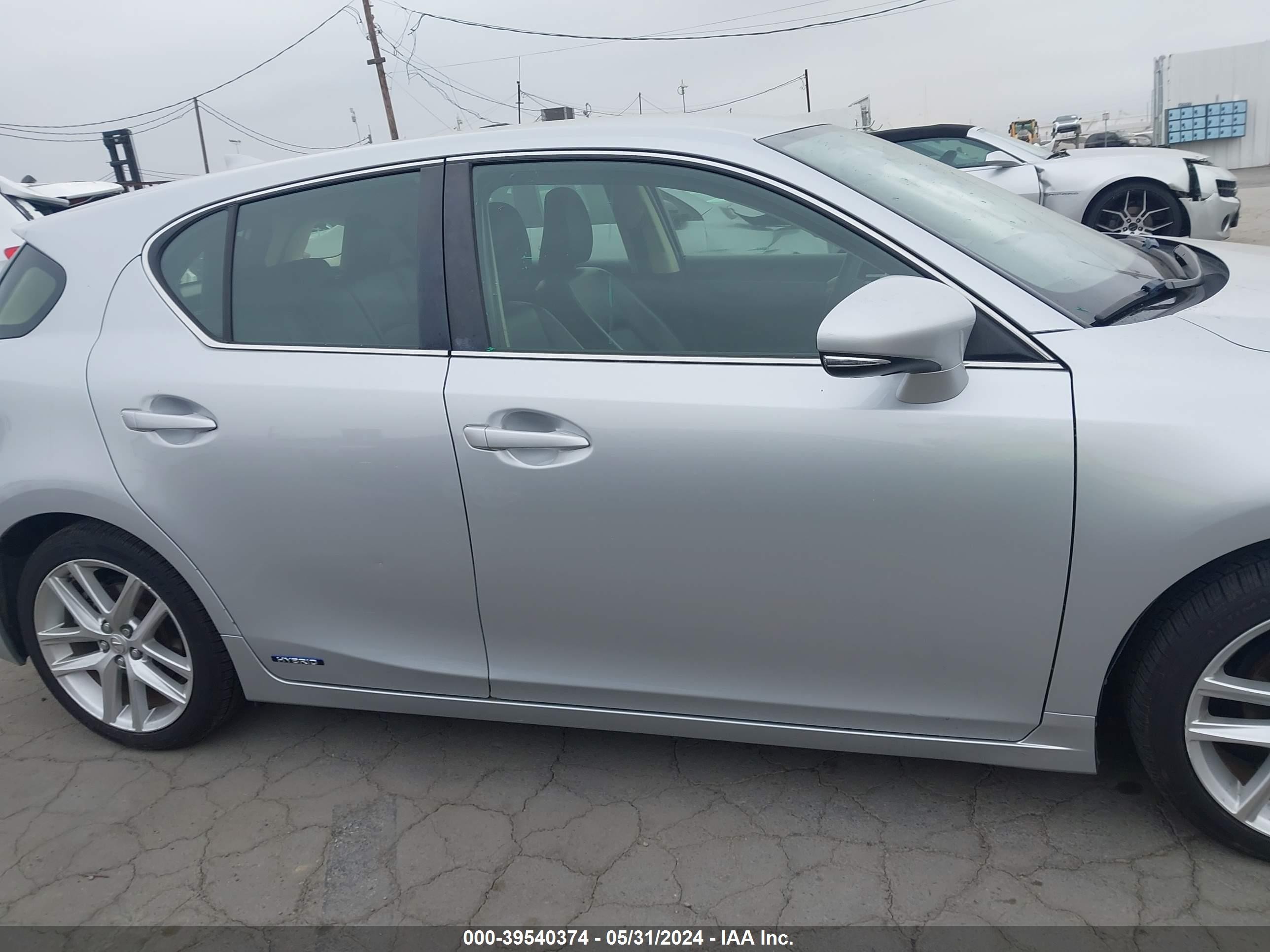 Photo 12 VIN: JTHKD5BH6G2257965 - LEXUS CT 