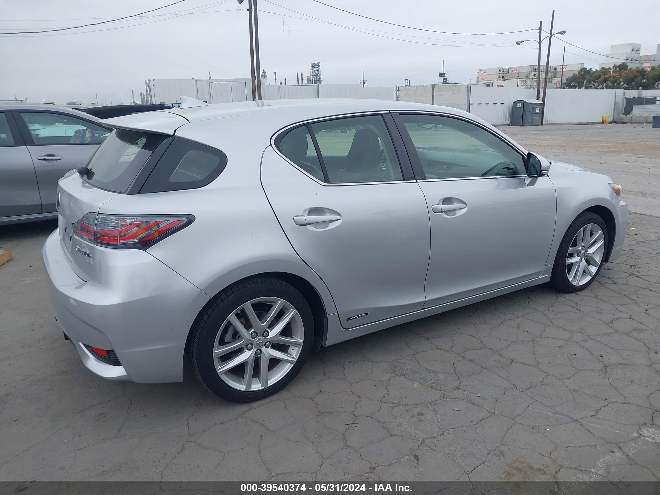 Photo 3 VIN: JTHKD5BH6G2257965 - LEXUS CT 