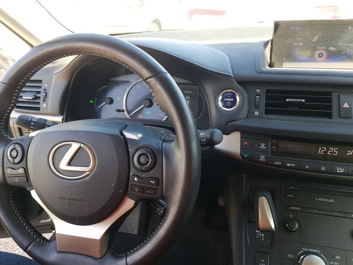 Photo 17 VIN: JTHKD5BH702345932 - LEXUS CT 