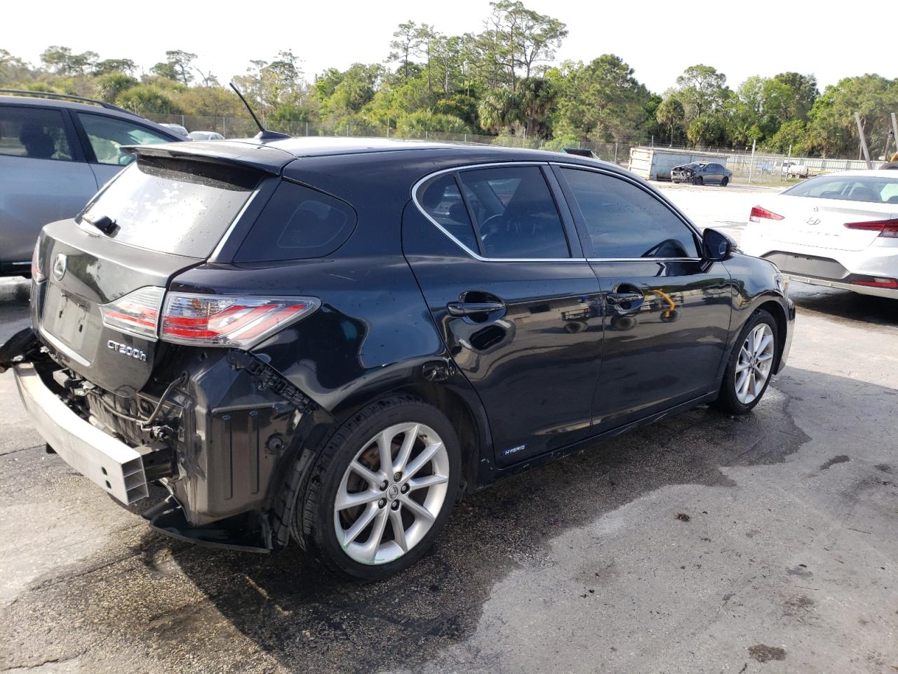 Photo 2 VIN: JTHKD5BH8D2173481 - LEXUS CT 