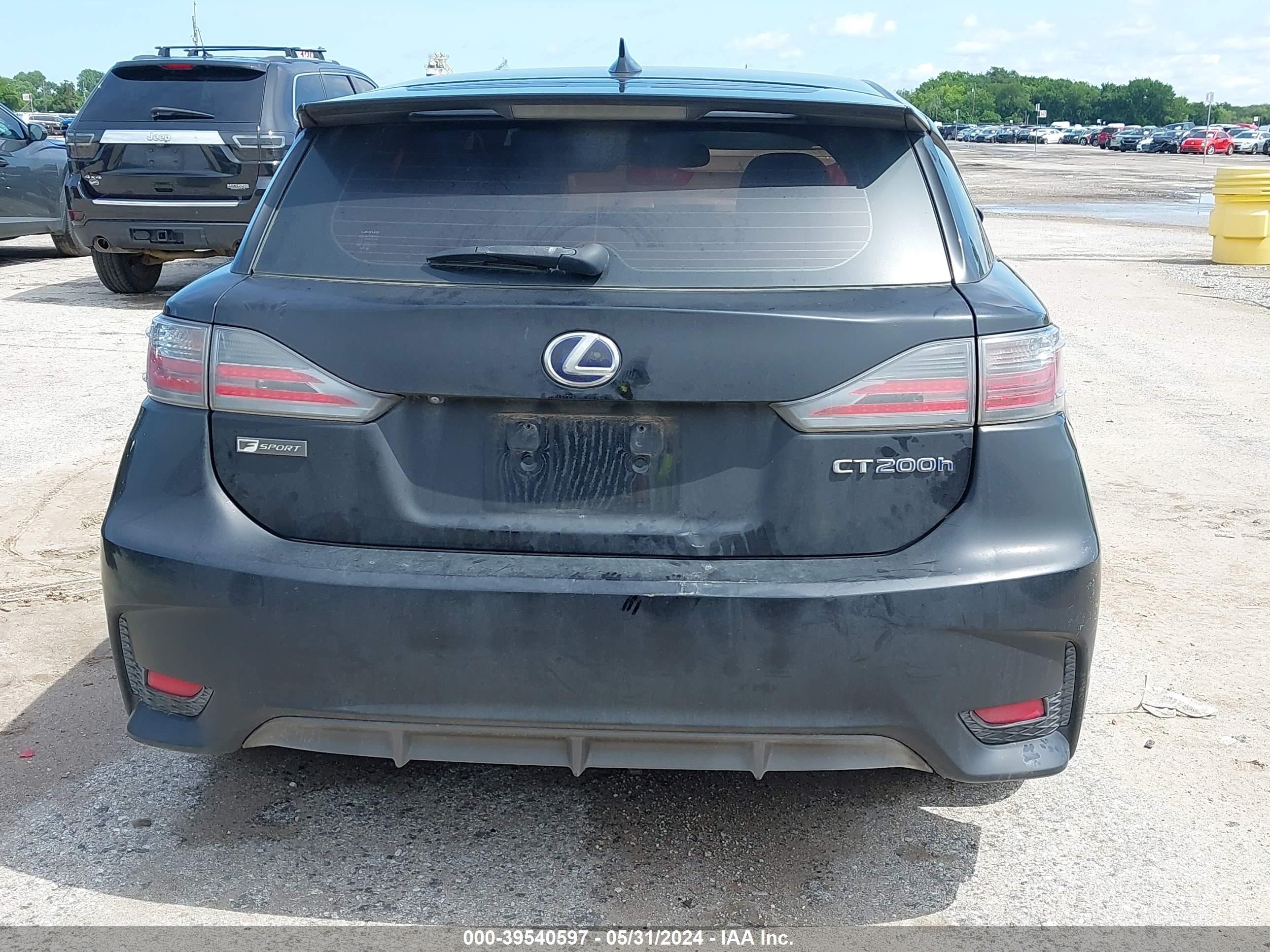 Photo 15 VIN: JTHKD5BH8E2196017 - LEXUS CT 