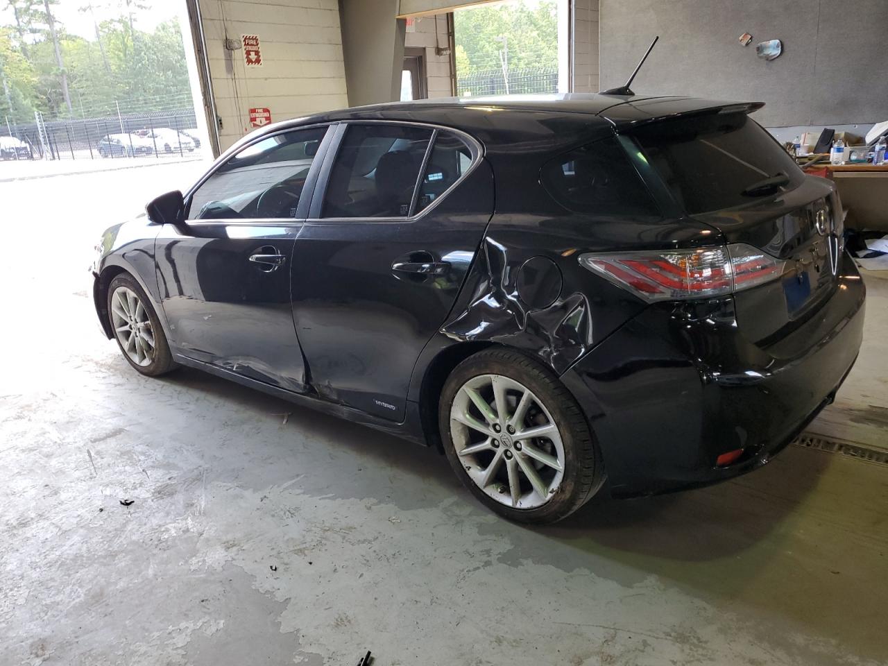 Photo 1 VIN: JTHKD5BH9B2042282 - LEXUS CT 