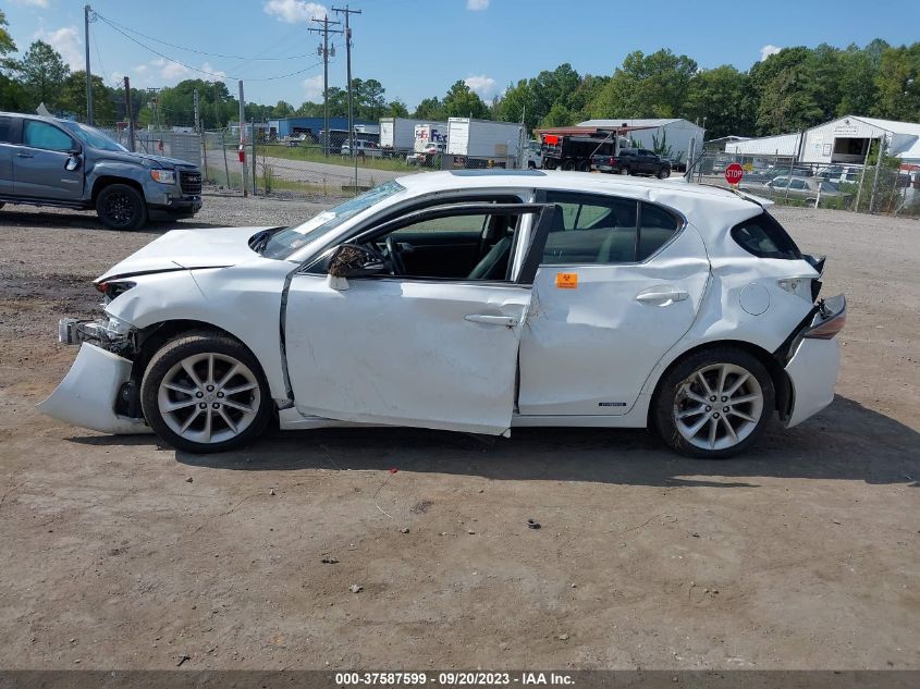 Photo 13 VIN: JTHKD5BH9D2171660 - LEXUS CT 