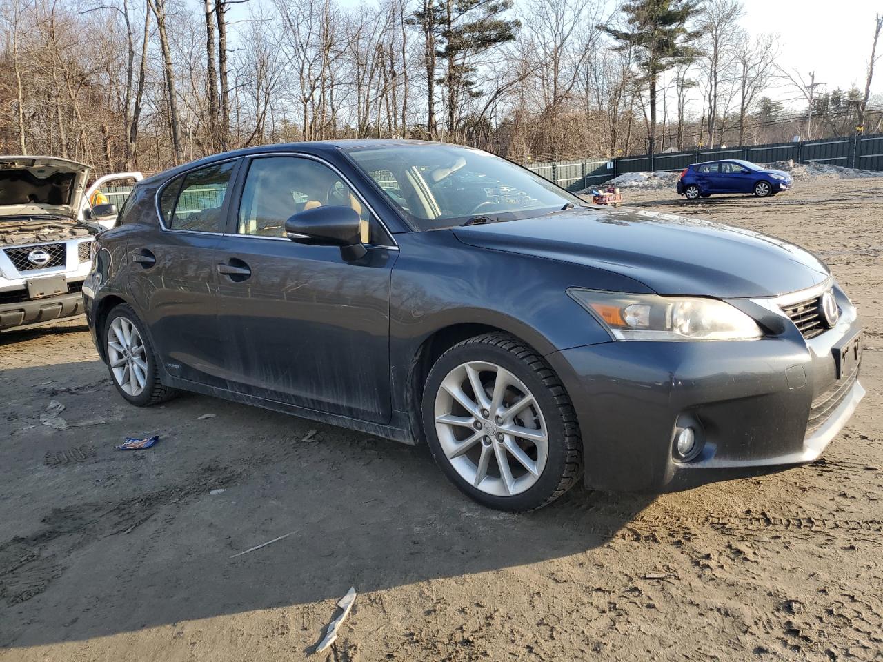 Photo 3 VIN: JTHKD5BHXB2028861 - LEXUS CT 