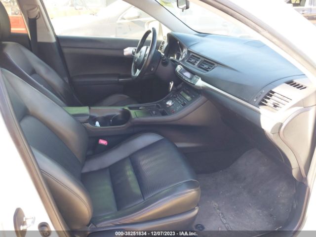 Photo 4 VIN: JTHKD5BHXC2083800 - LEXUS CT 200H 