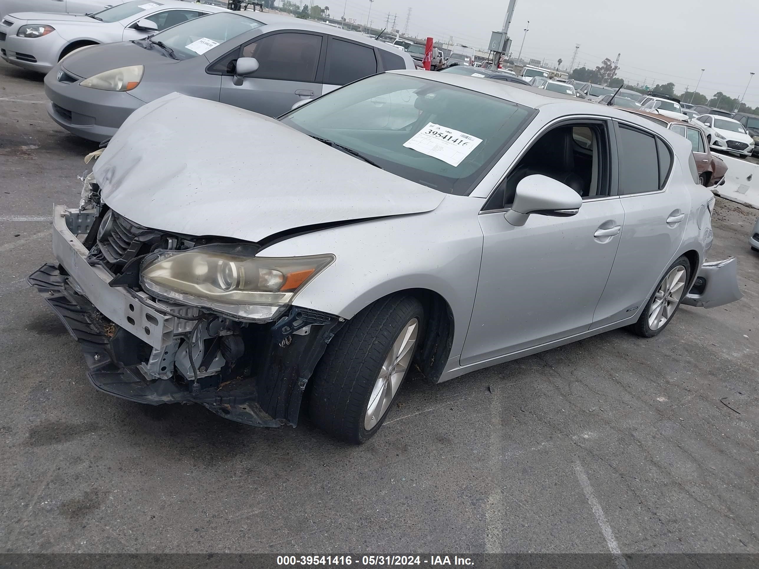 Photo 1 VIN: JTHKD5BHXC2120831 - LEXUS CT 