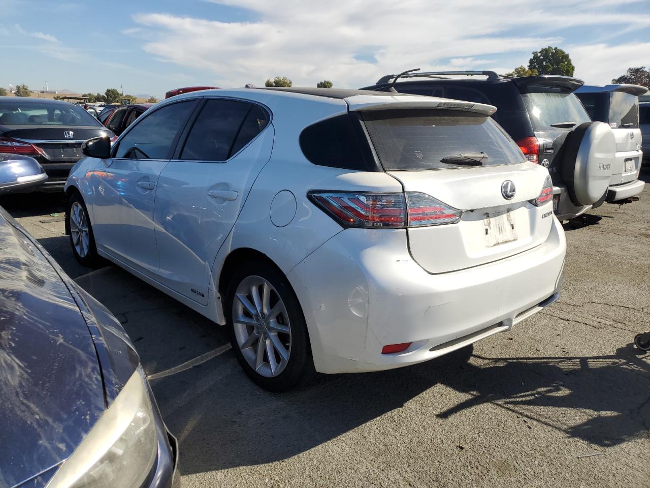 Photo 1 VIN: JTHKD5BHXD2124475 - LEXUS CT 