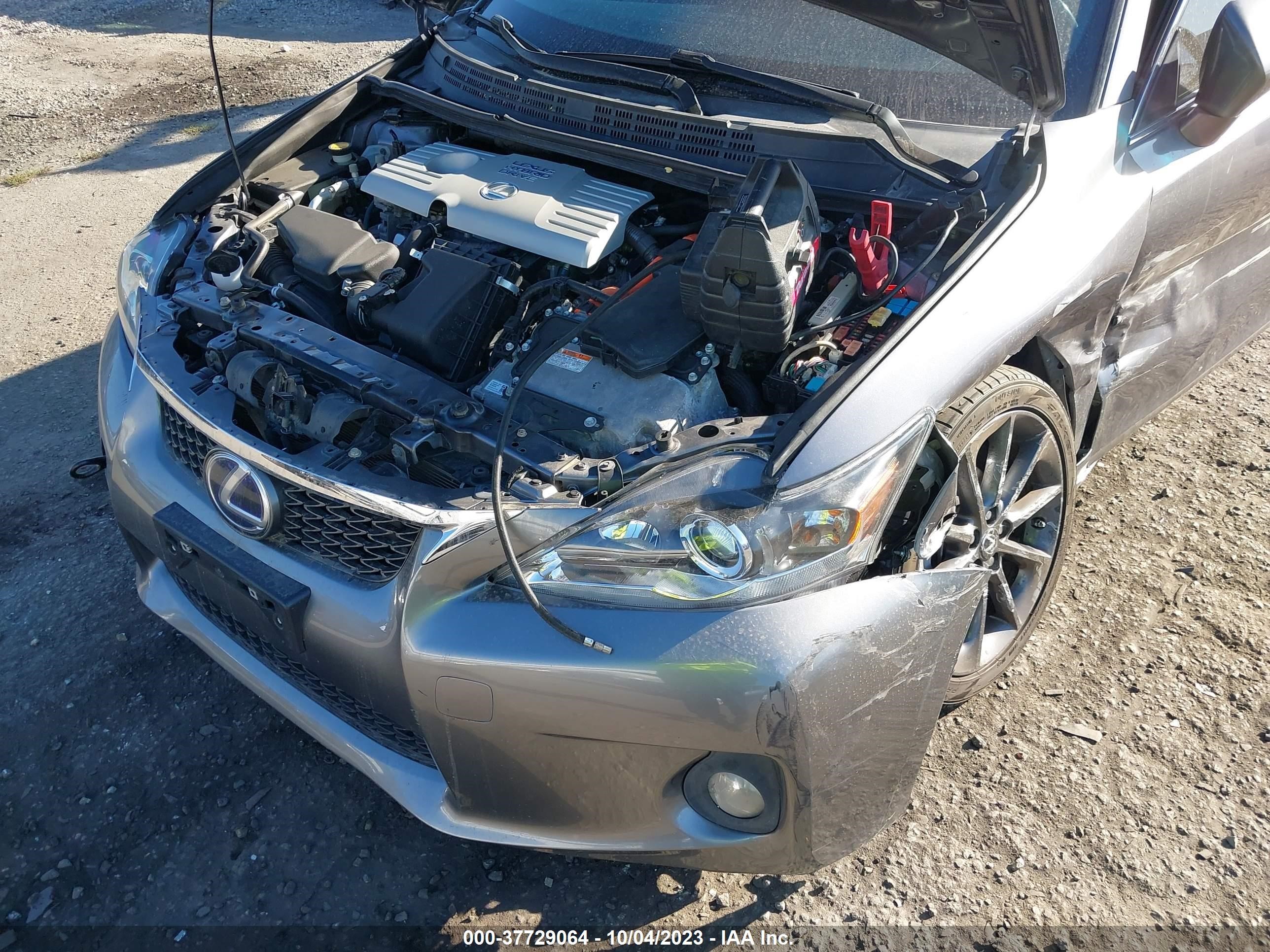 Photo 11 VIN: JTHKD5BHXD2126694 - LEXUS CT 